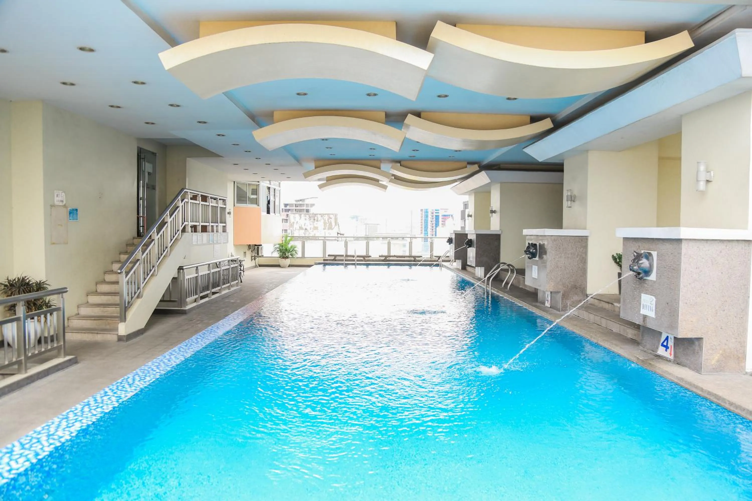 Swimming pool in Pacific Bay Grand Suites