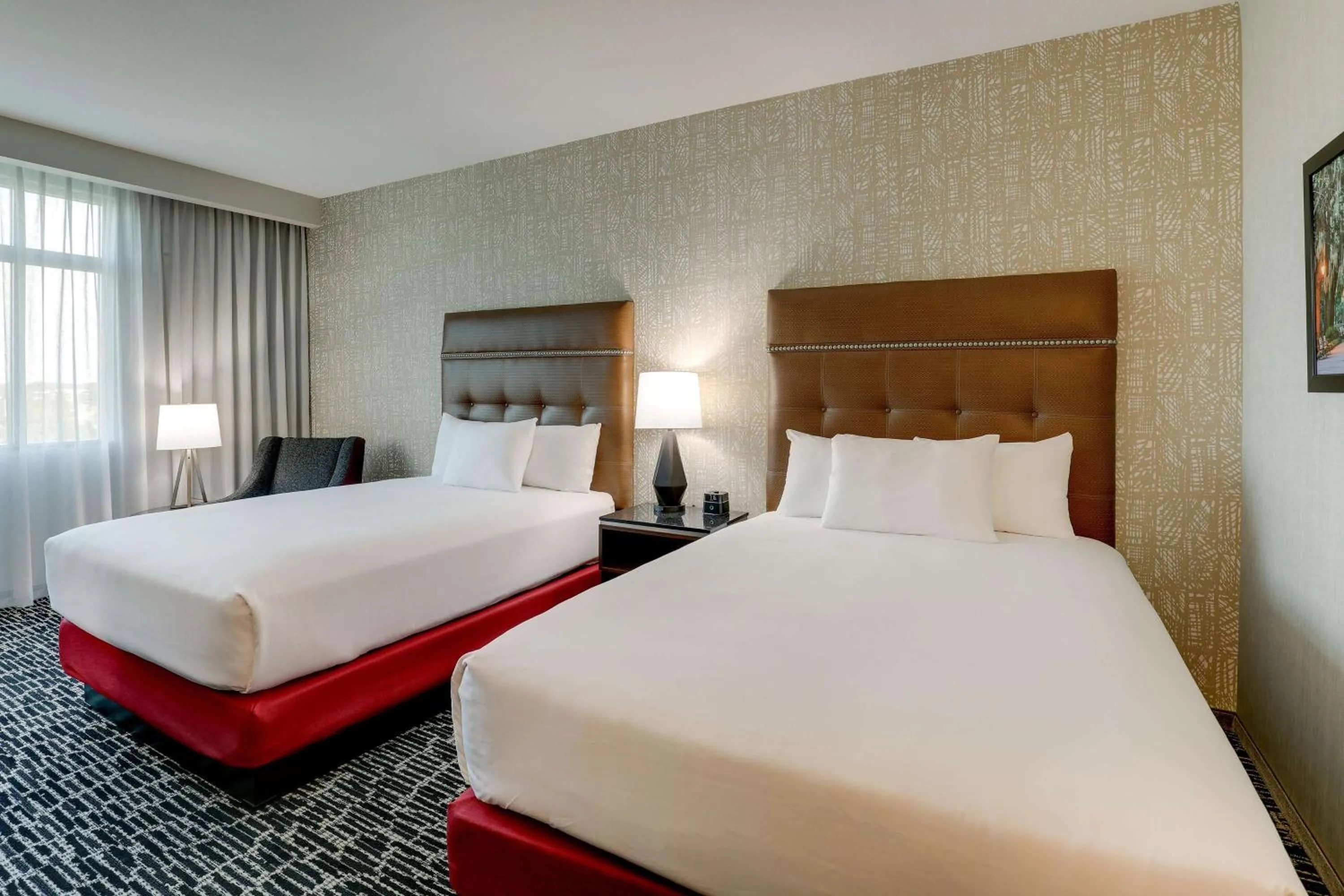 Bedroom, Bed in Drury Plaza Hotel Savannah Pooler