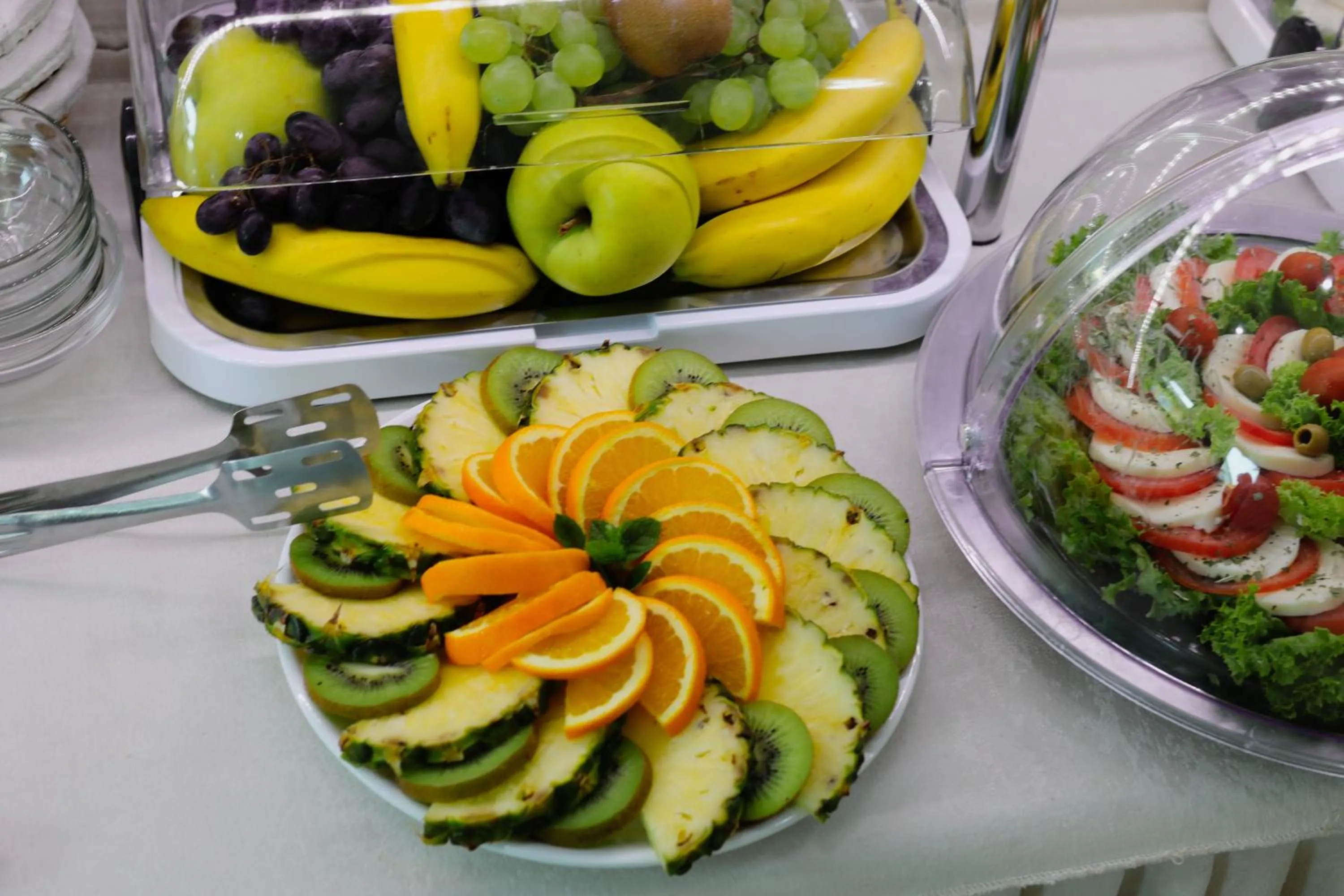 Buffet breakfast in Primus Hotel & Apartments