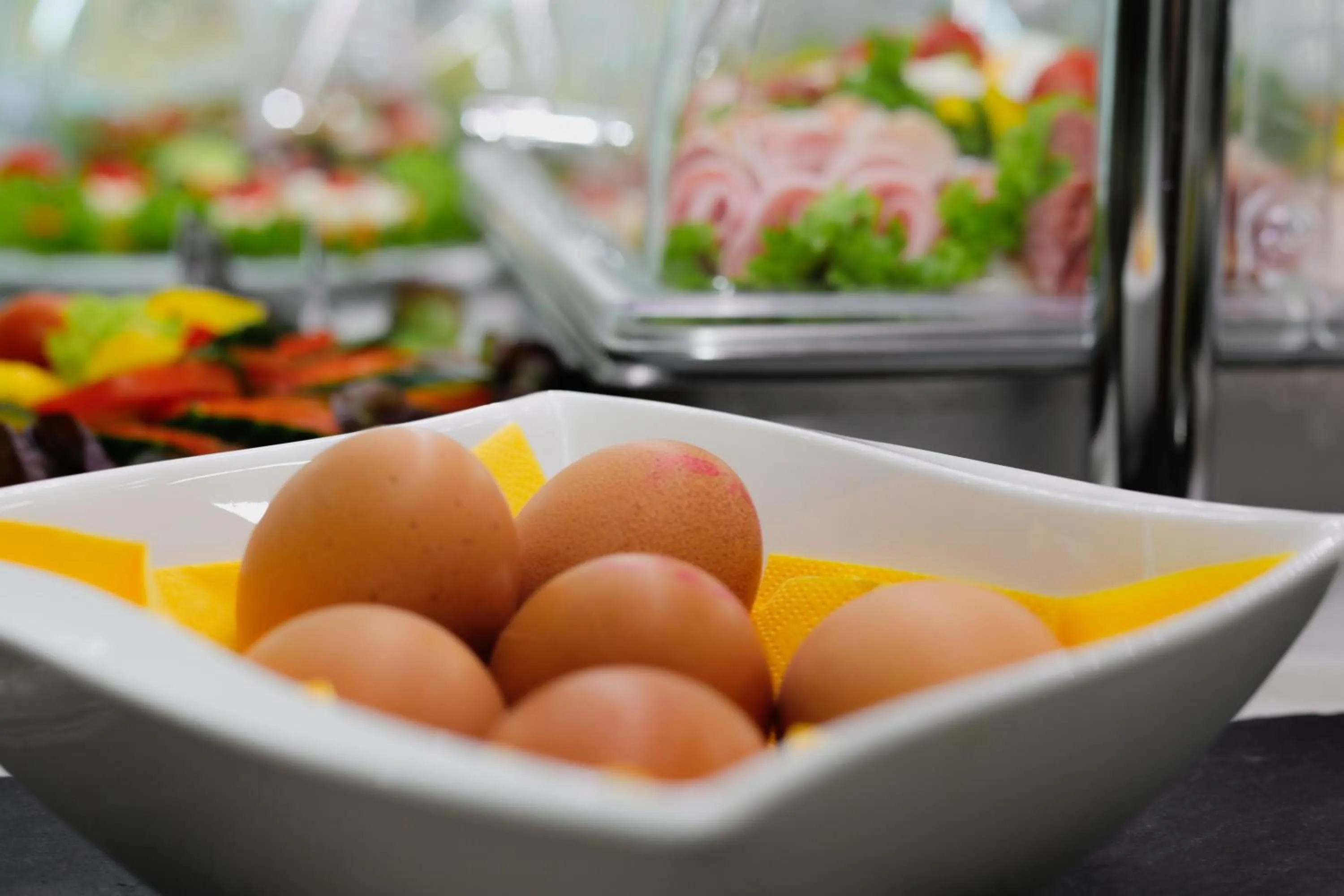 Buffet breakfast in Primus Hotel & Apartments