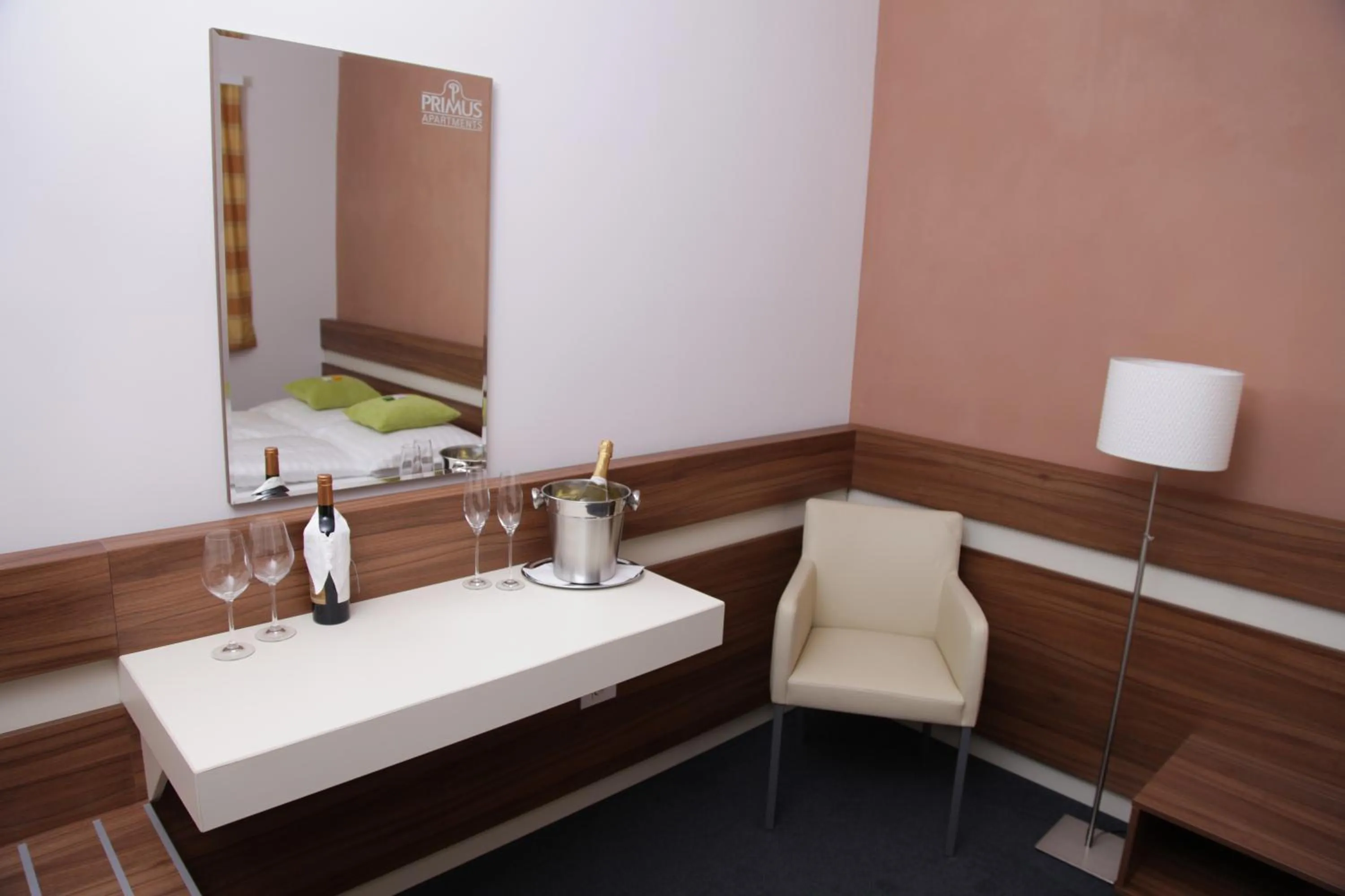 Bed in Primus Hotel & Apartments