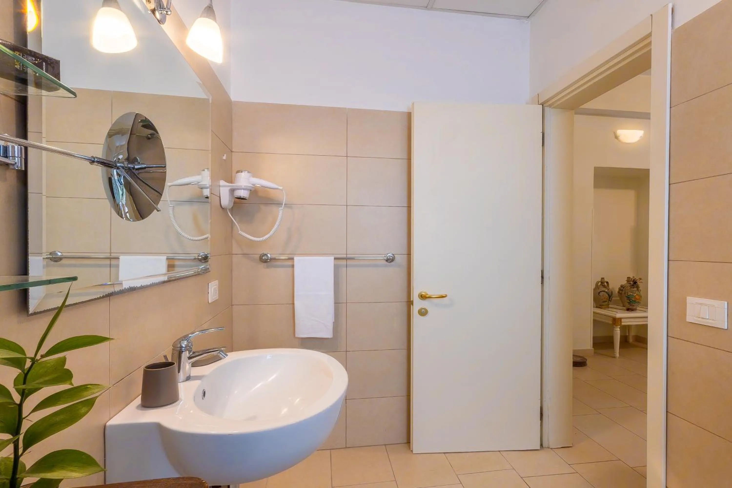 Toilet in Hotel Parco delle Fontane