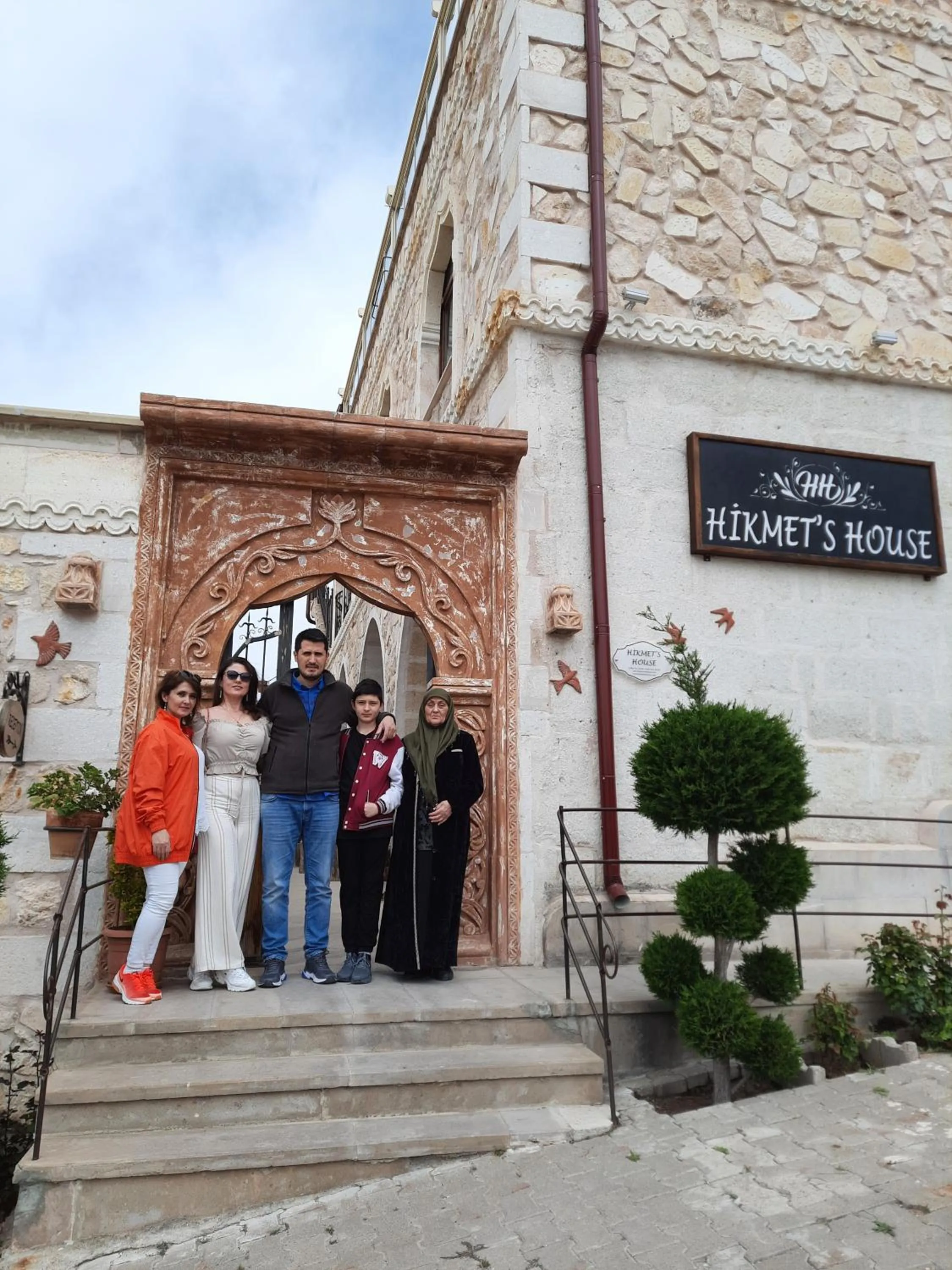 Facade/entrance in Hikmet's House