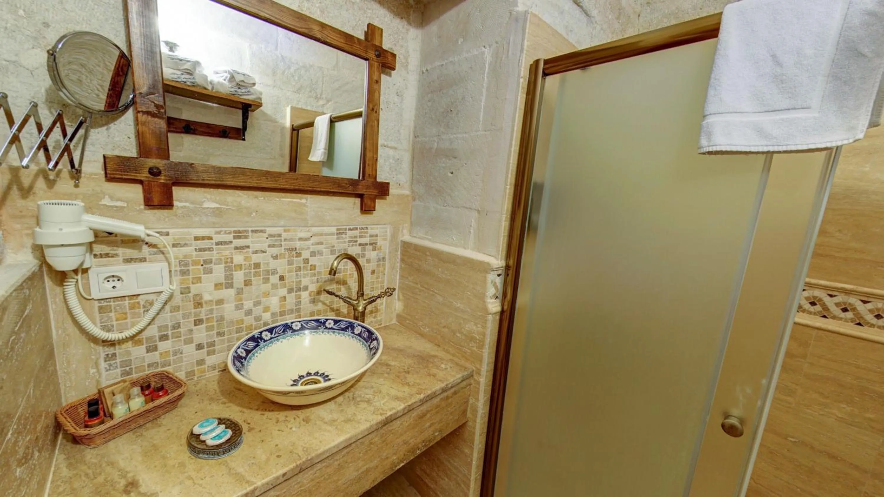 Bathroom in Hikmet's House