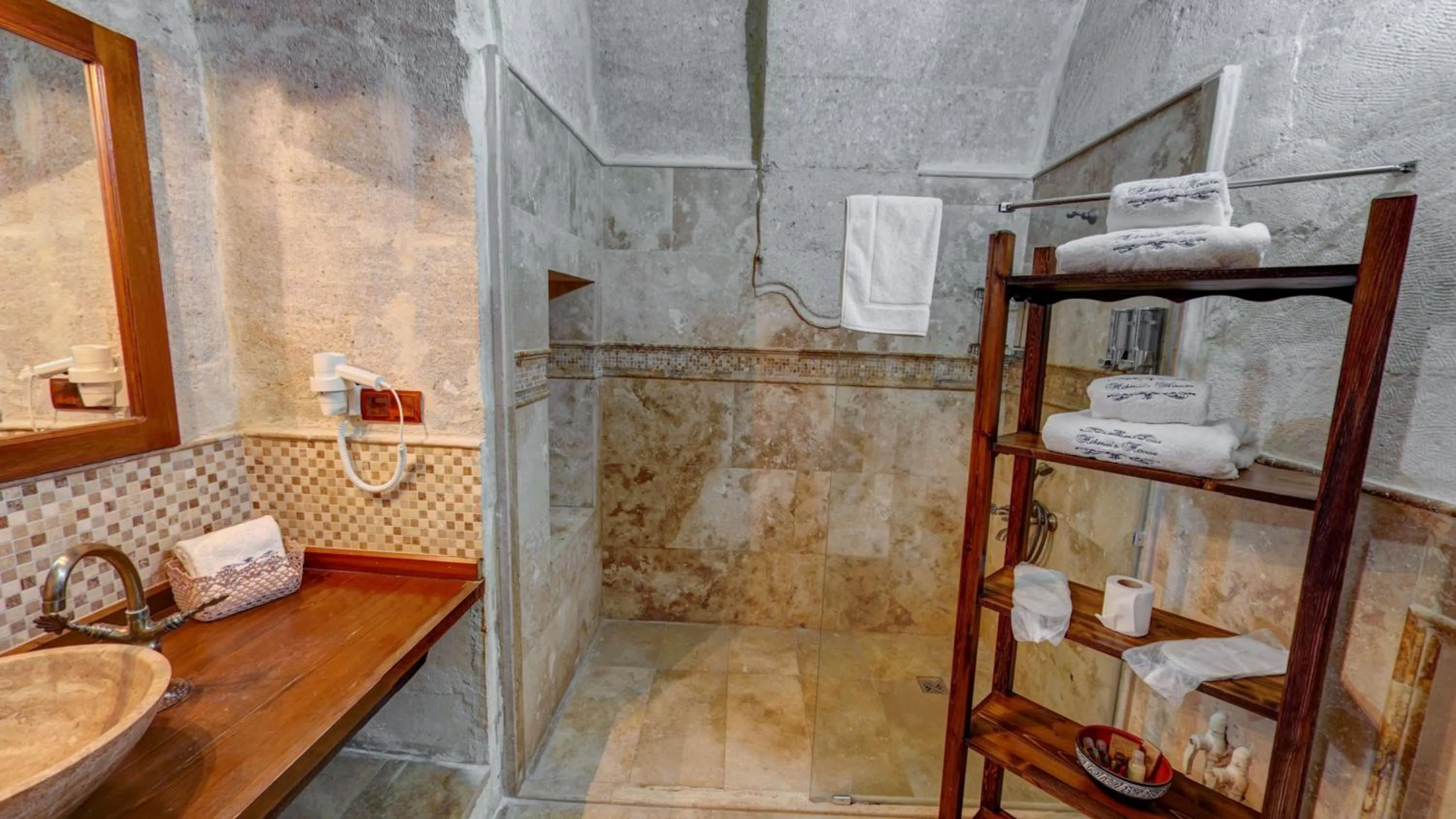 Shower in Hikmet's House