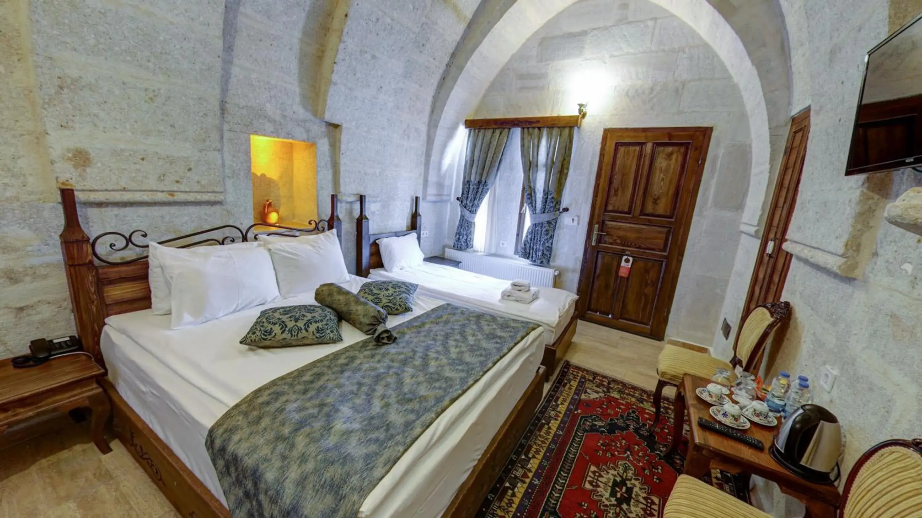 Standard Triple Room in Hikmet's House Standard Triple Room in Hikmet's House