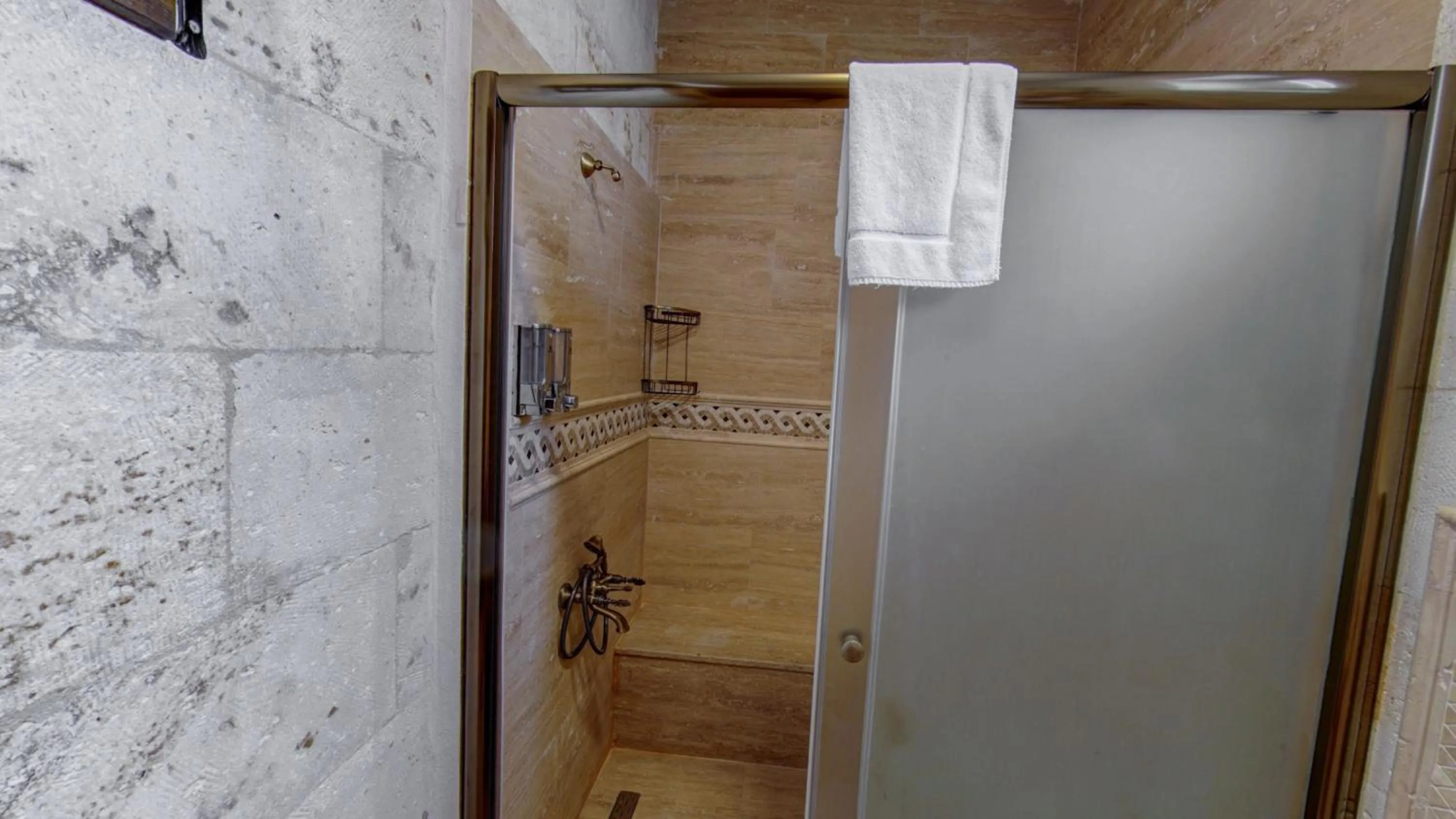 Bathroom in Hikmet's House