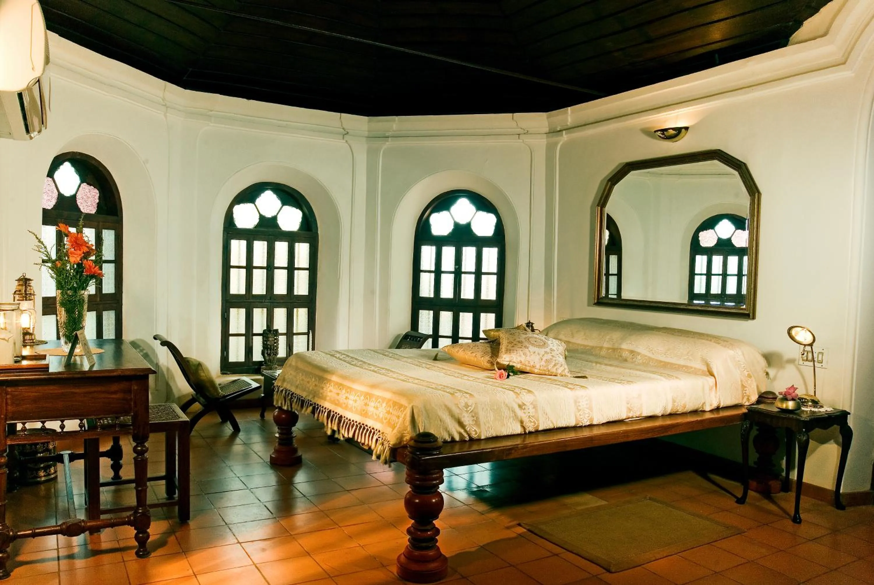 Bed in Raheem Heritage Beach Resort Since 1868
