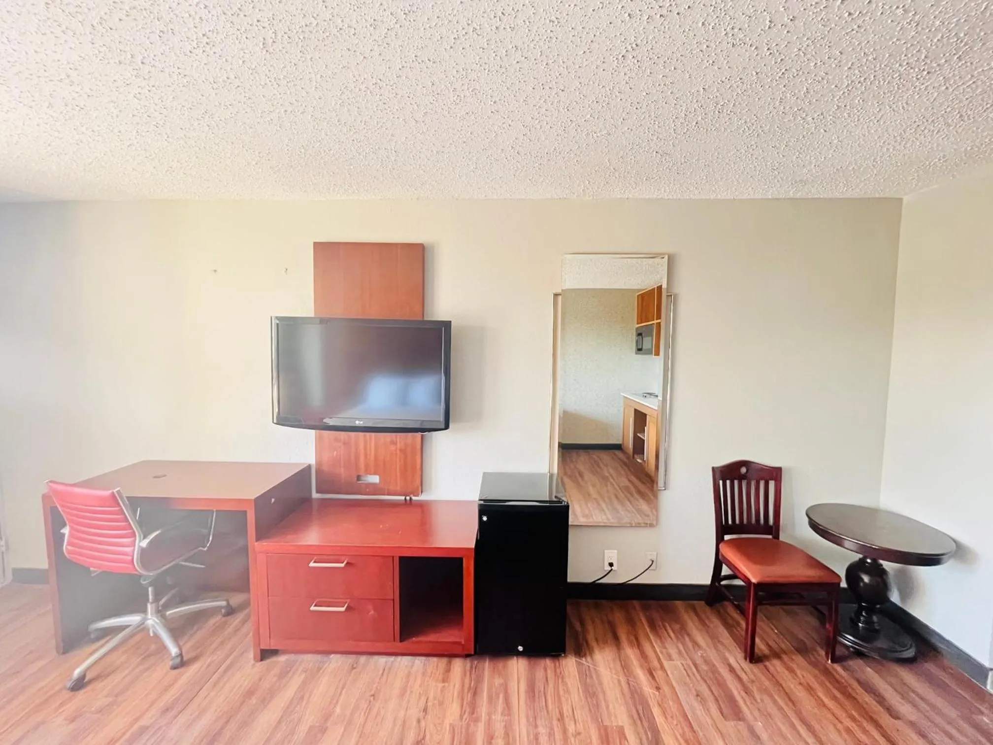 TV and multimedia in North Villa extended stay