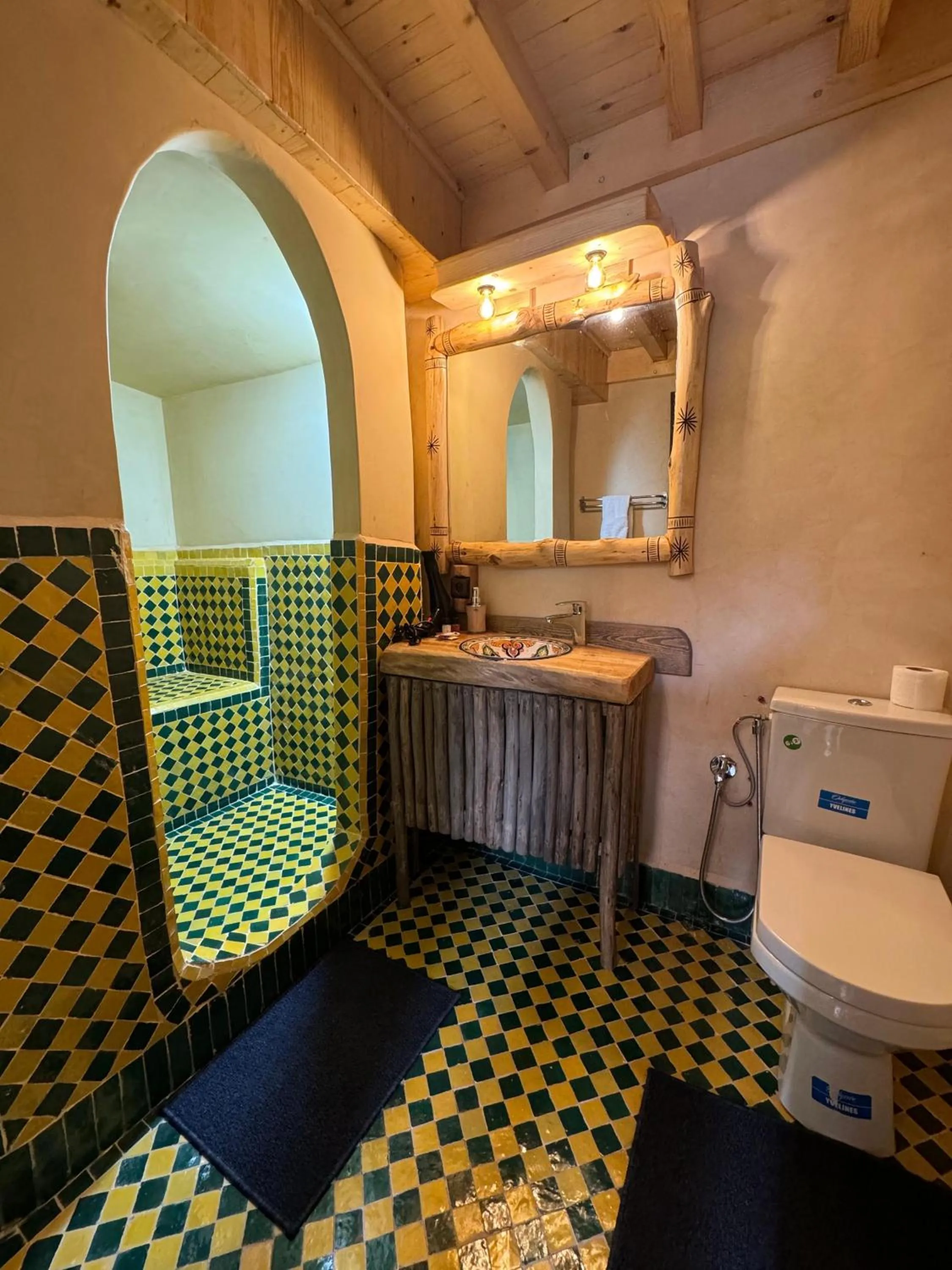 Toilet in Riad Jnane Imlil