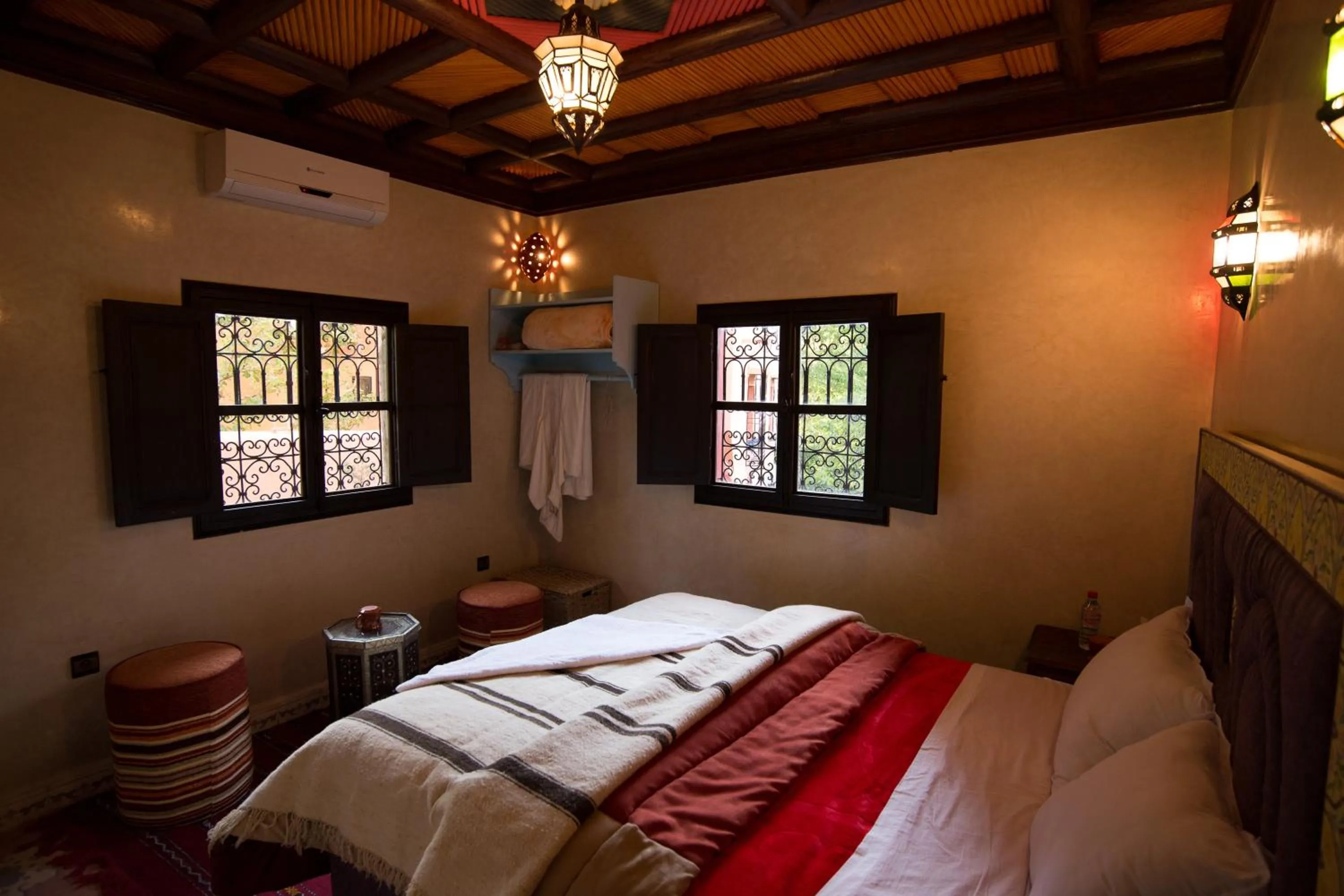 Photo of the whole room, Bed in Riad Jnane Imlil