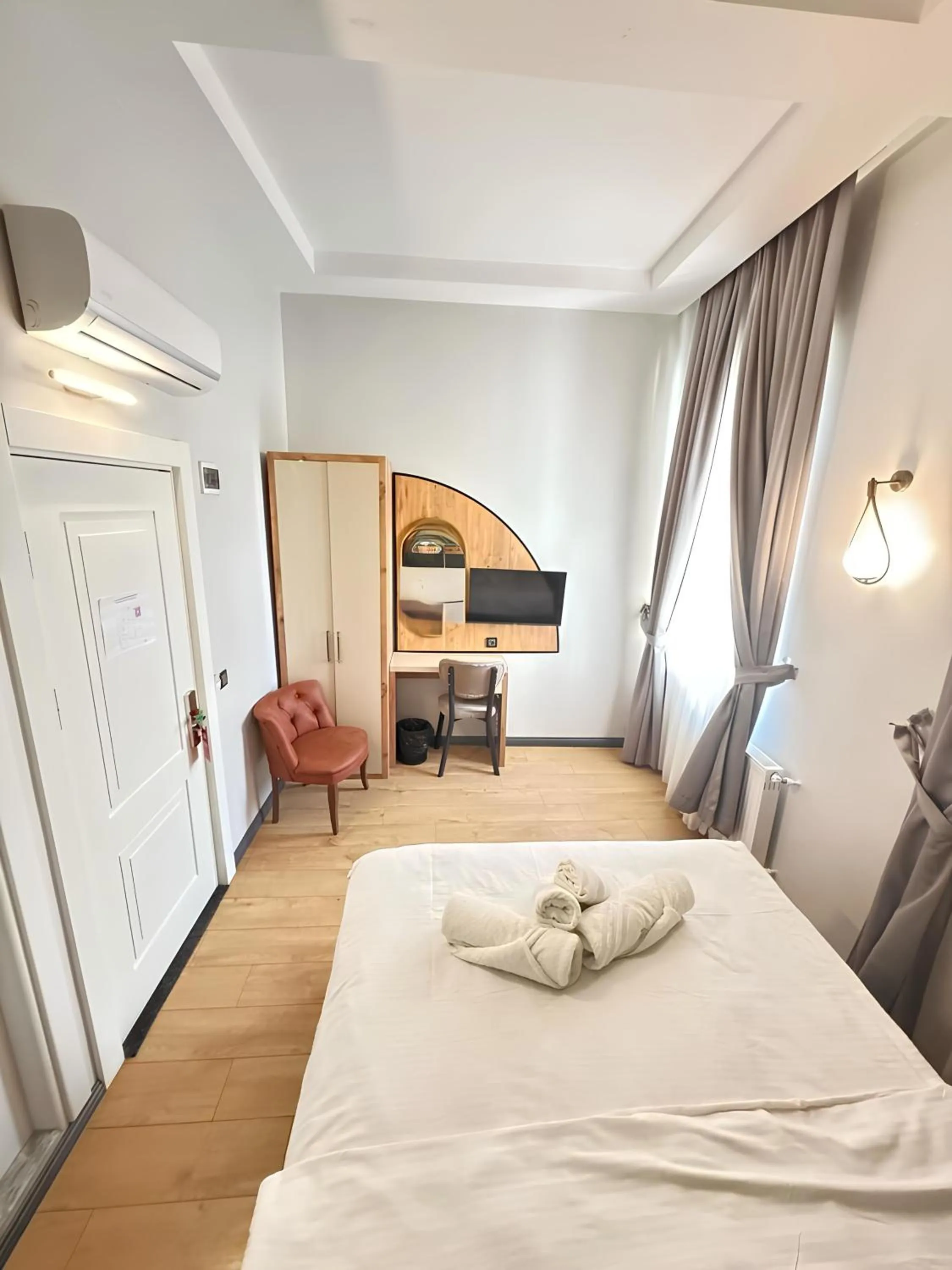 Bed in Newalla Hotel Old City