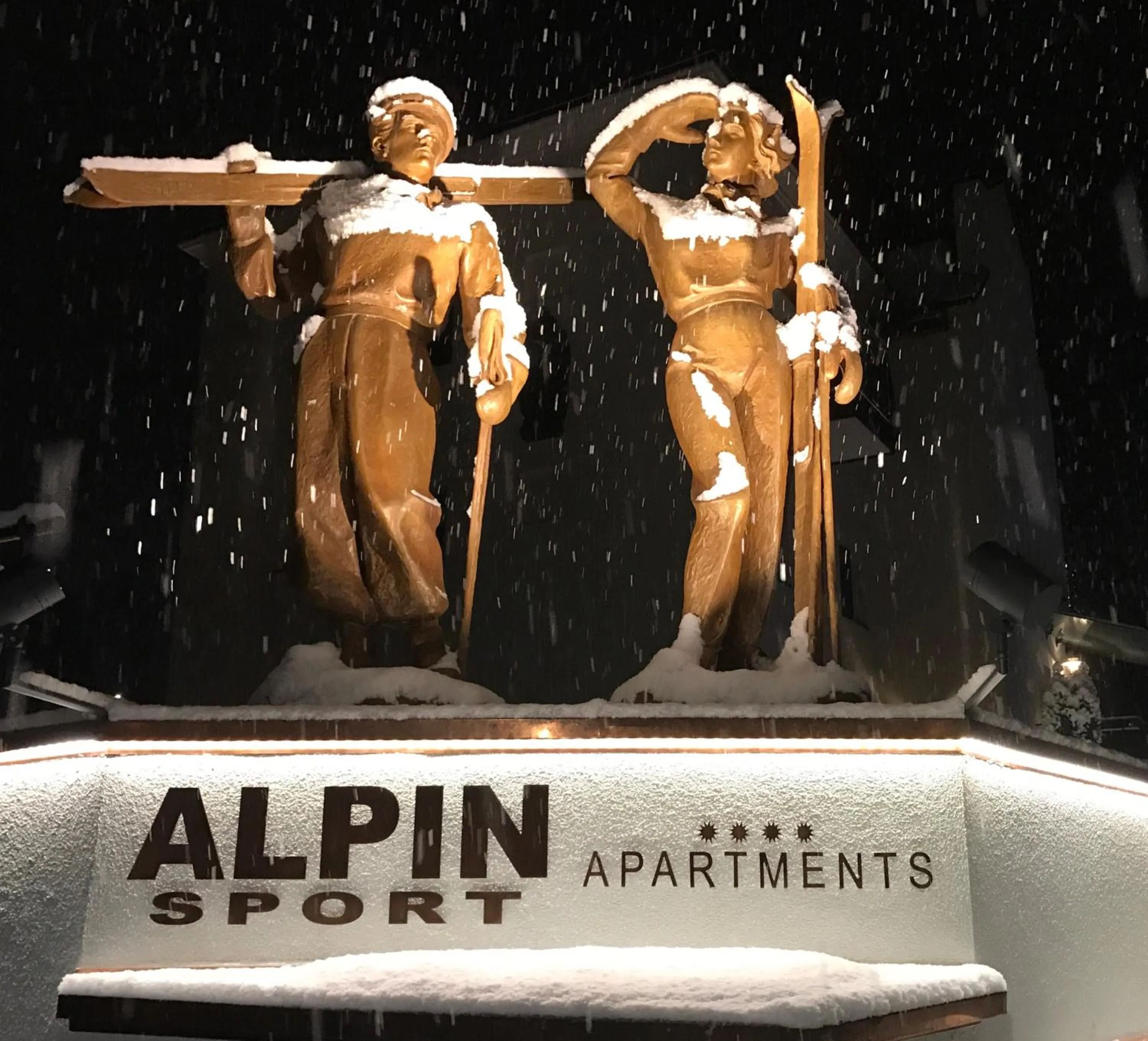 Property building in Alpin Sport