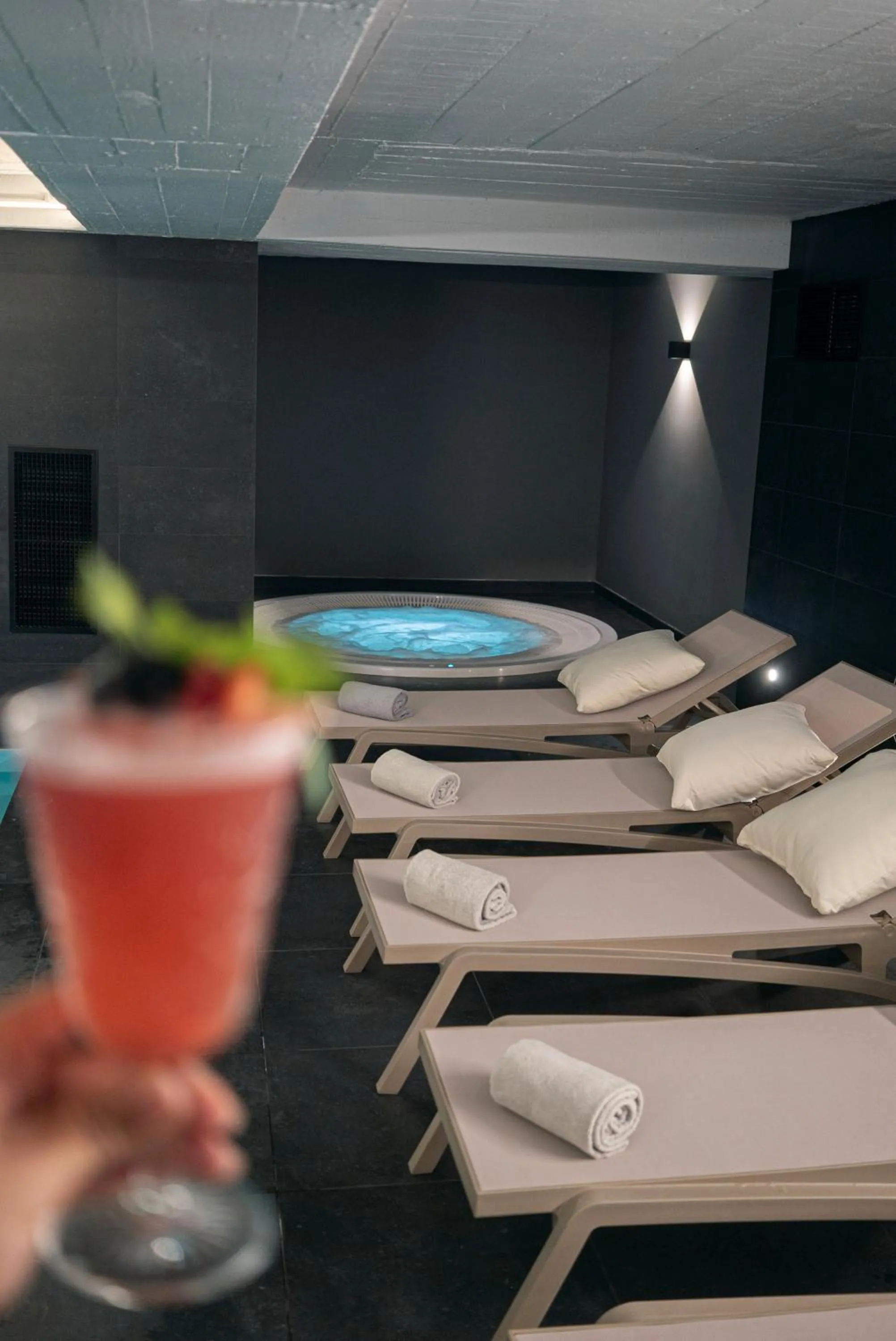 Hot Tub in MASA Hotel & Spa Campo Grande Collection