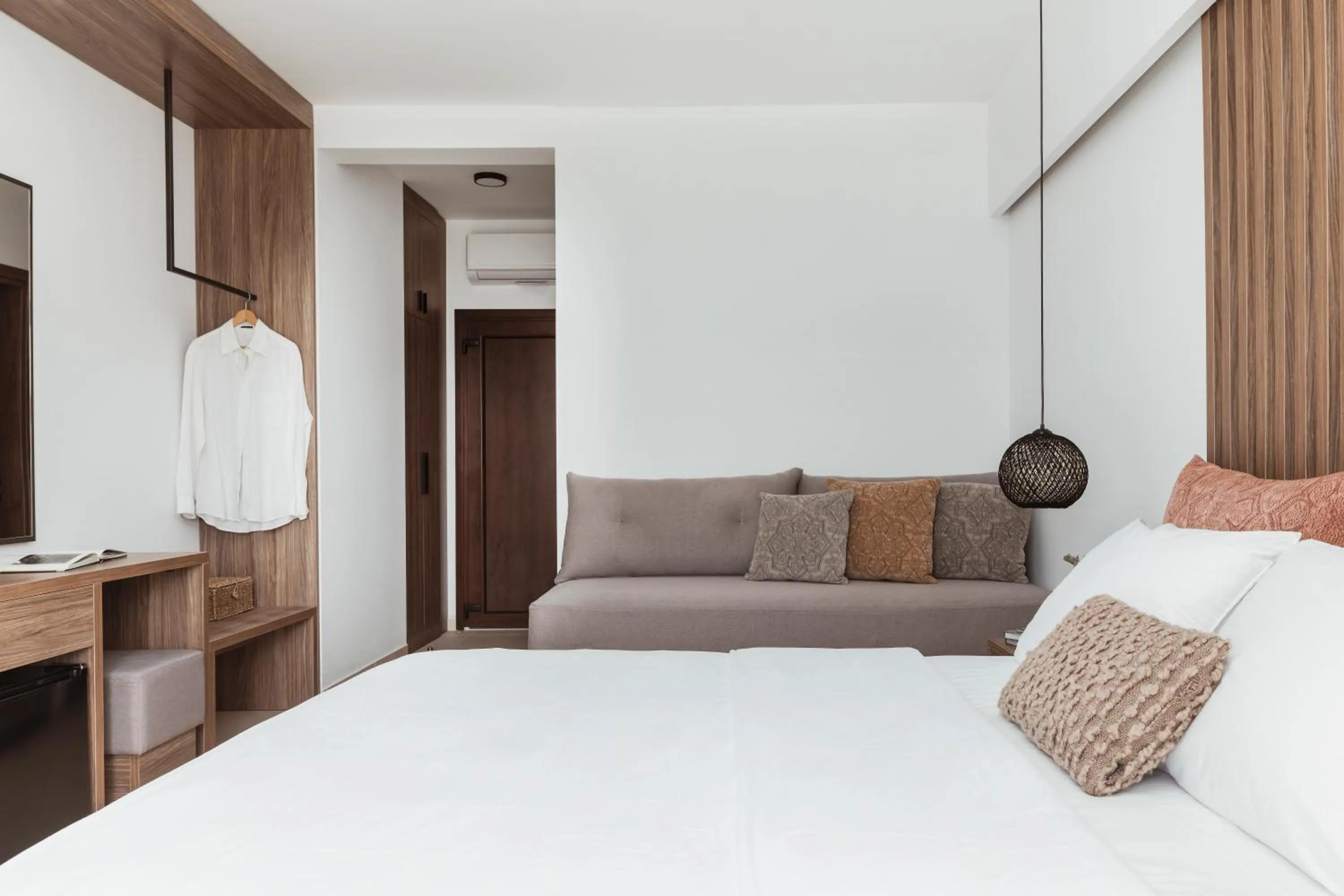 Photo of the whole room, Bed in Verano Afytos Hotel