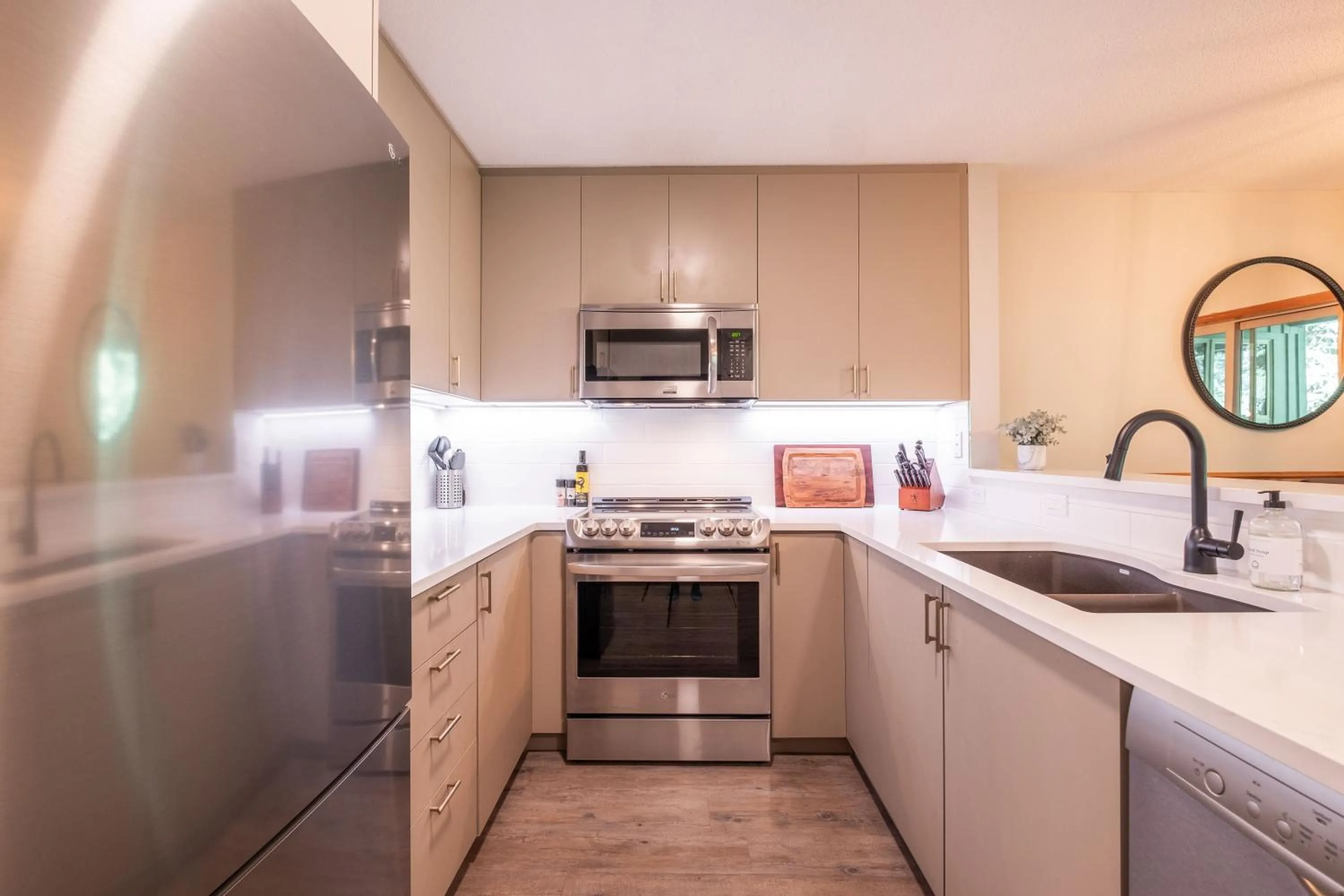 Kitchen or kitchenette in Arrowhead Point by Outpost Whistler