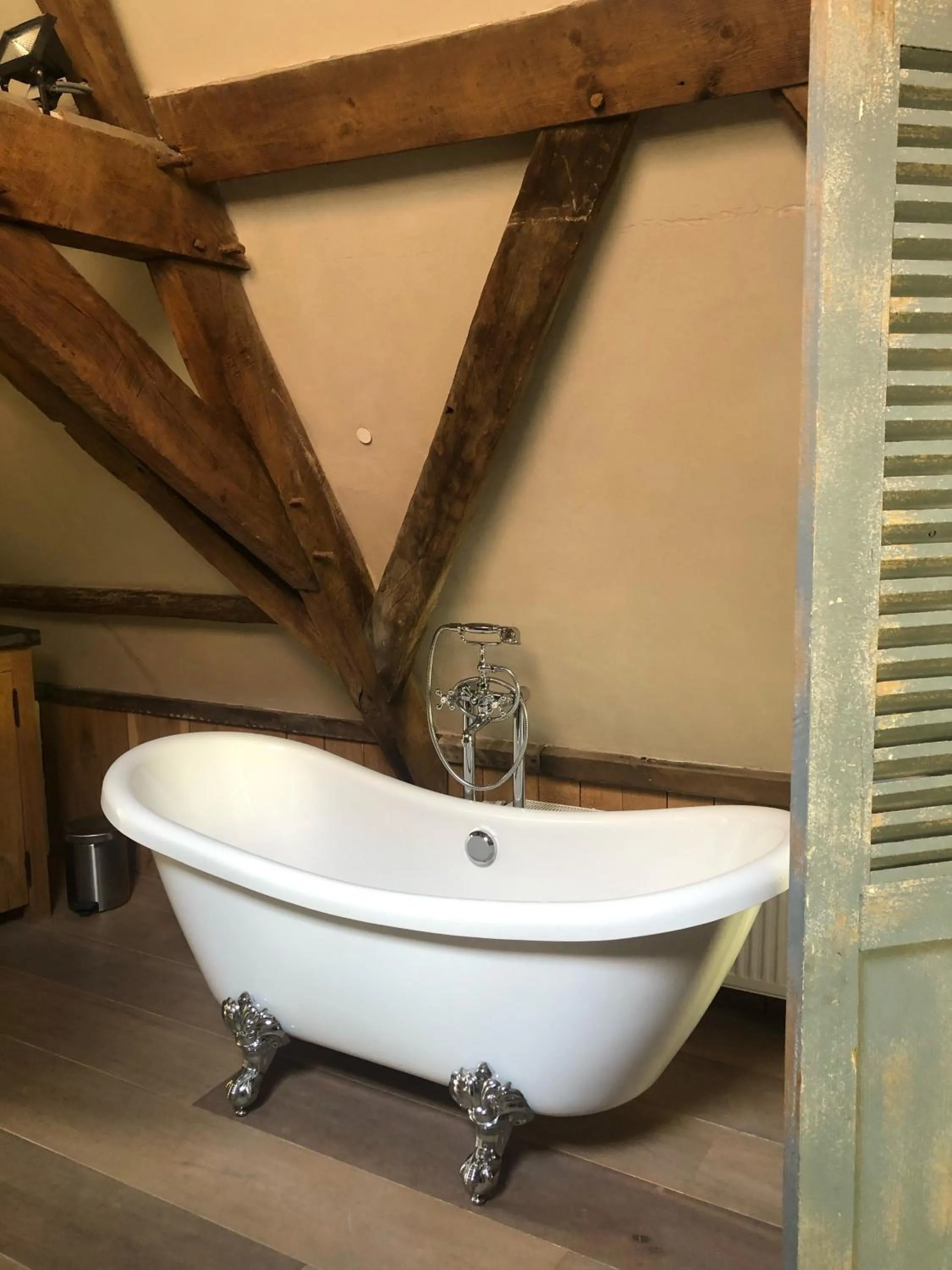 Bath in B&B Saint-Sauveur Bruges