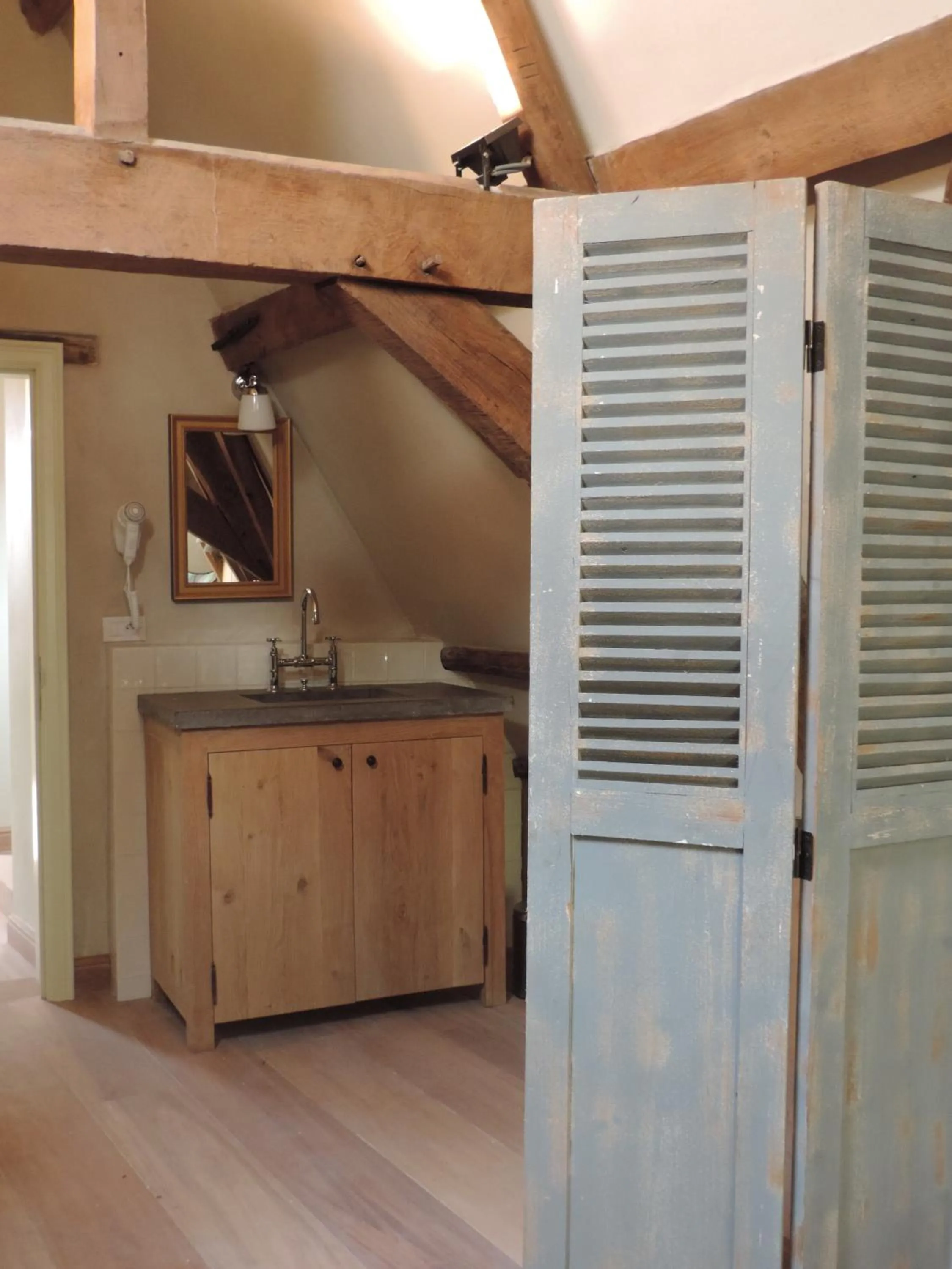 Bathroom in B&B Saint-Sauveur Bruges