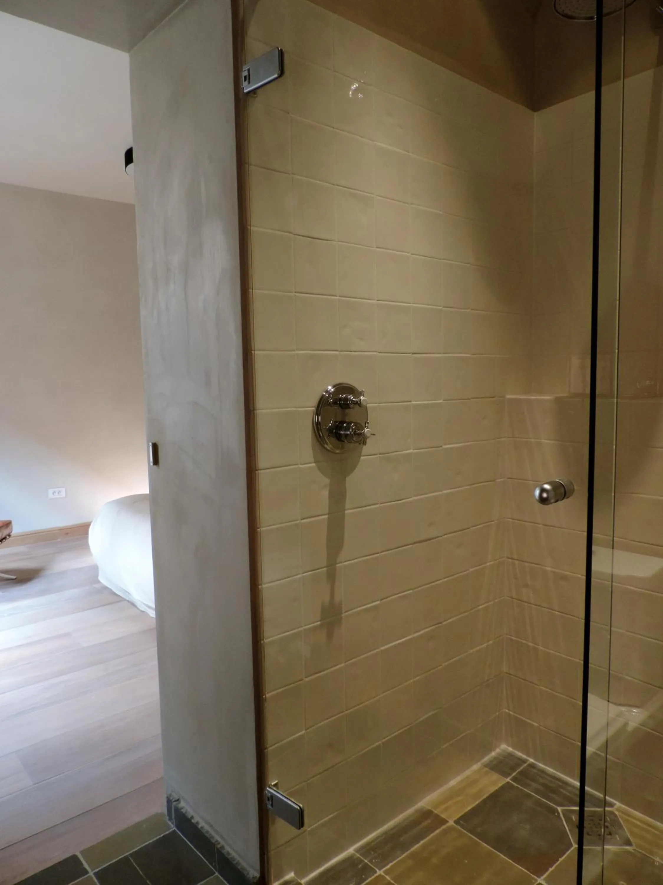 Bathroom in B&B Saint-Sauveur Bruges