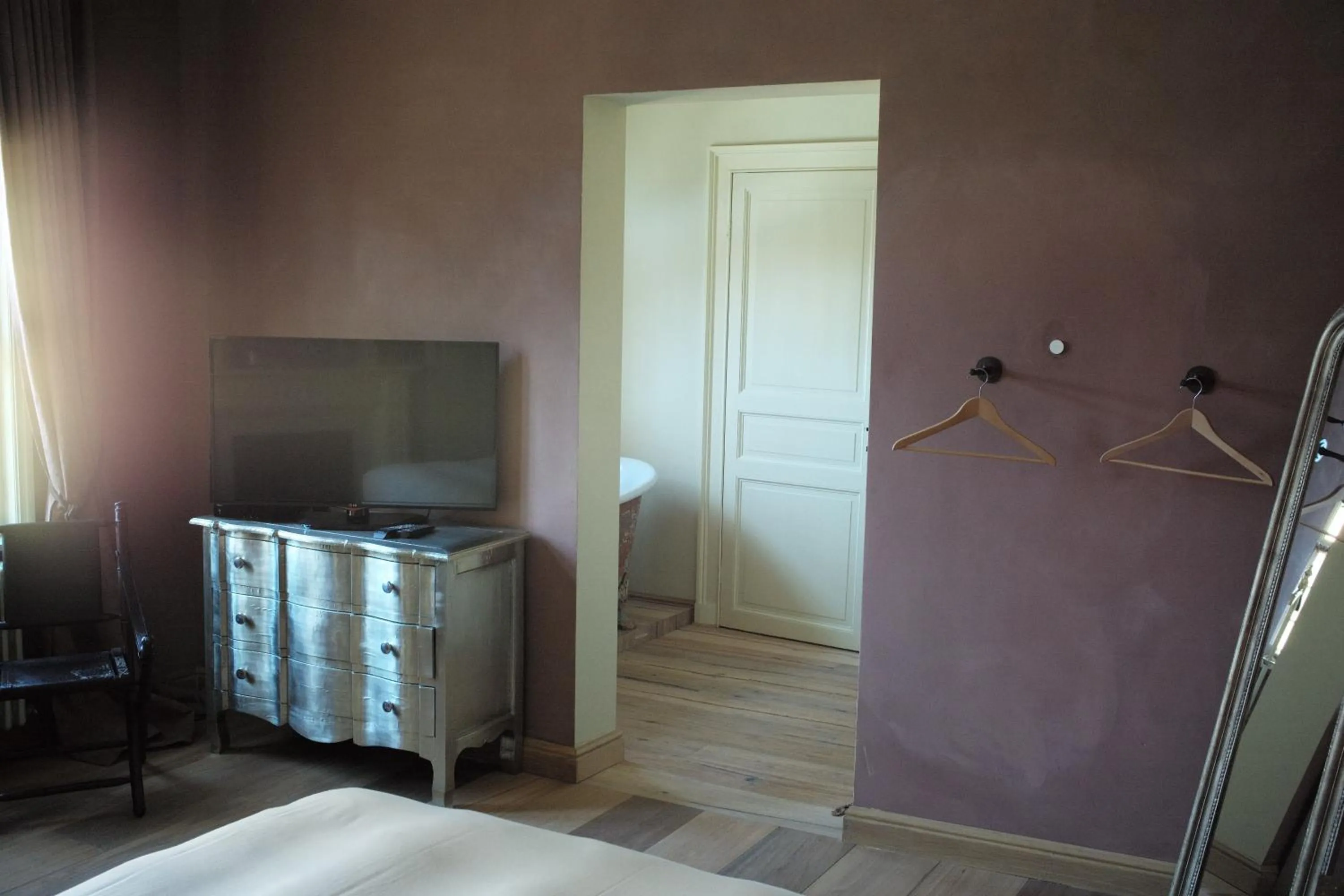 Decorative detail in B&B Saint-Sauveur Bruges