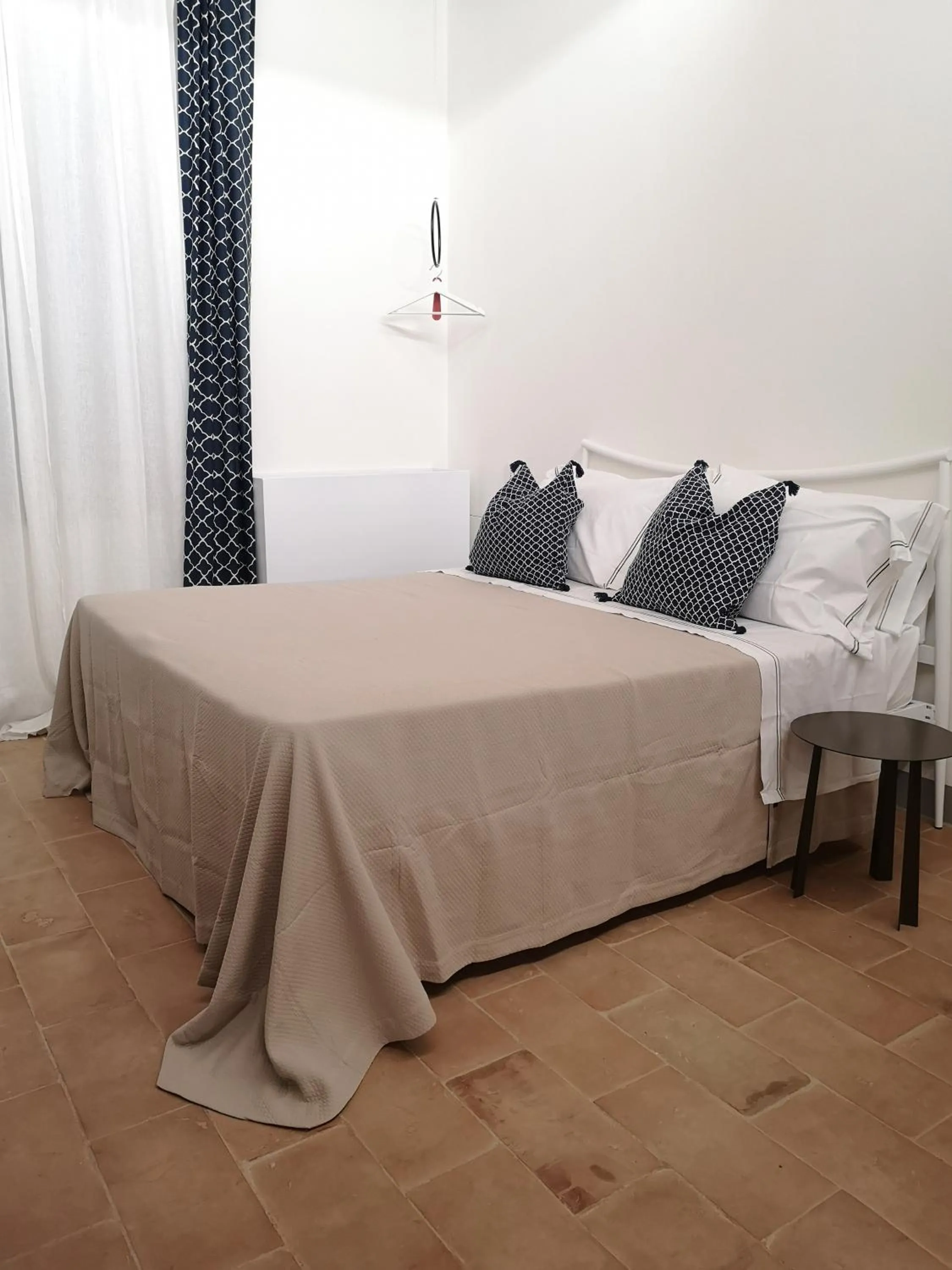 Bedroom, Bed in MontepulcianoLettings