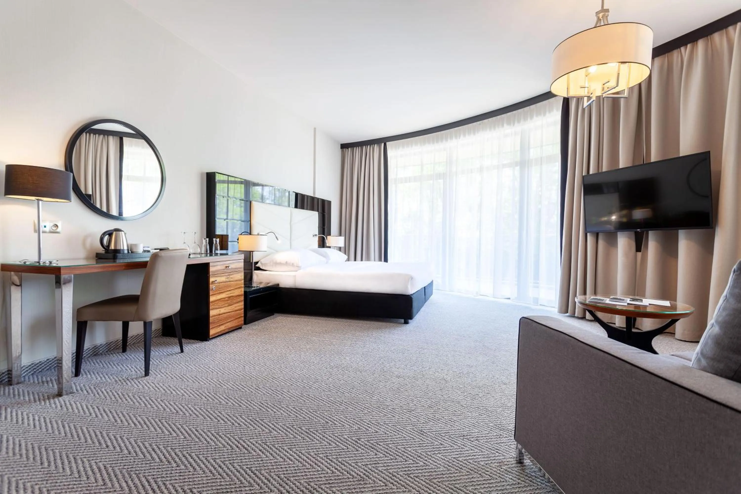 Double or Twin Room with Terrace in Diune Hotel by Zdrojowa