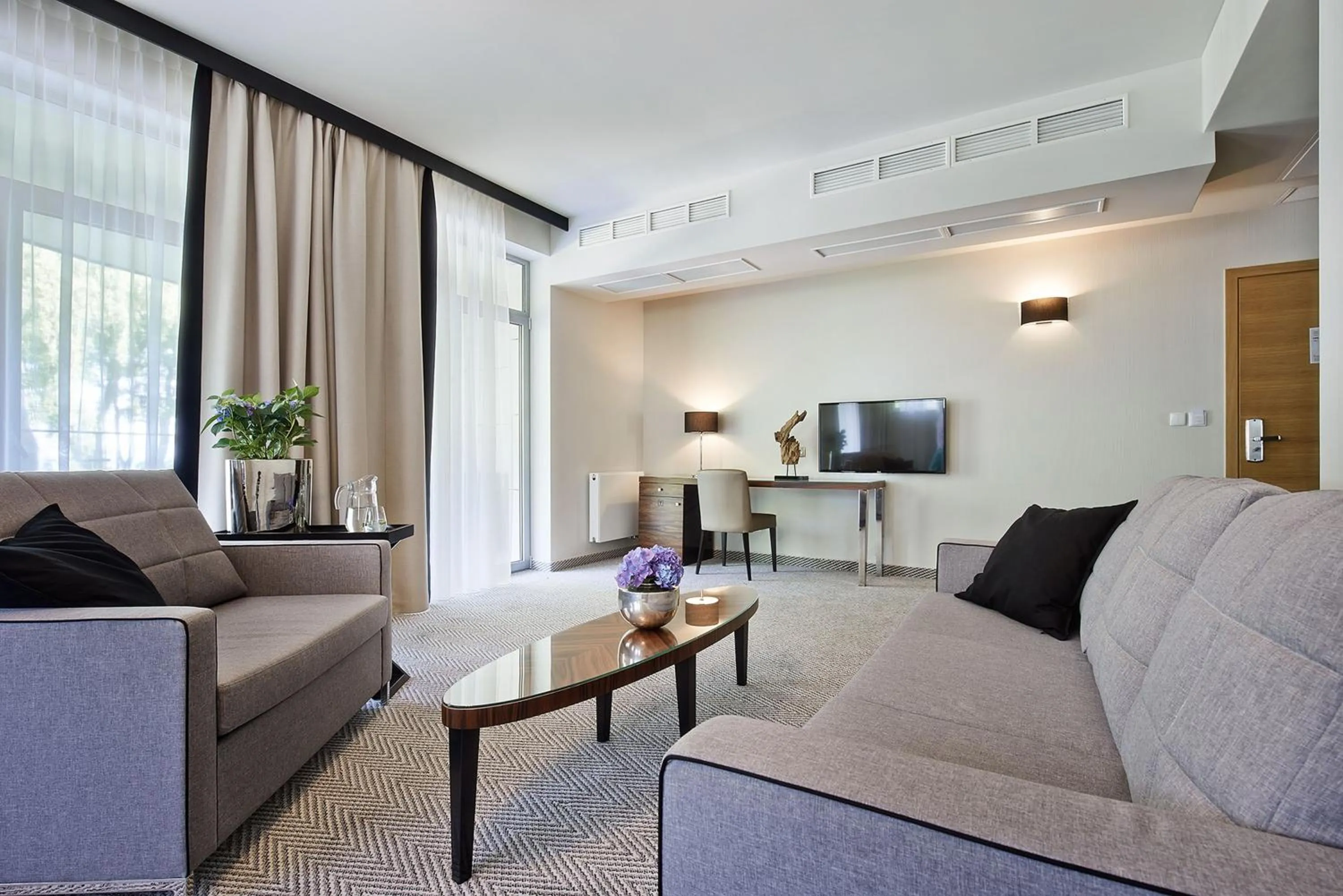 One-Bedroom Apartment with Balcony in Diune Hotel by Zdrojowa