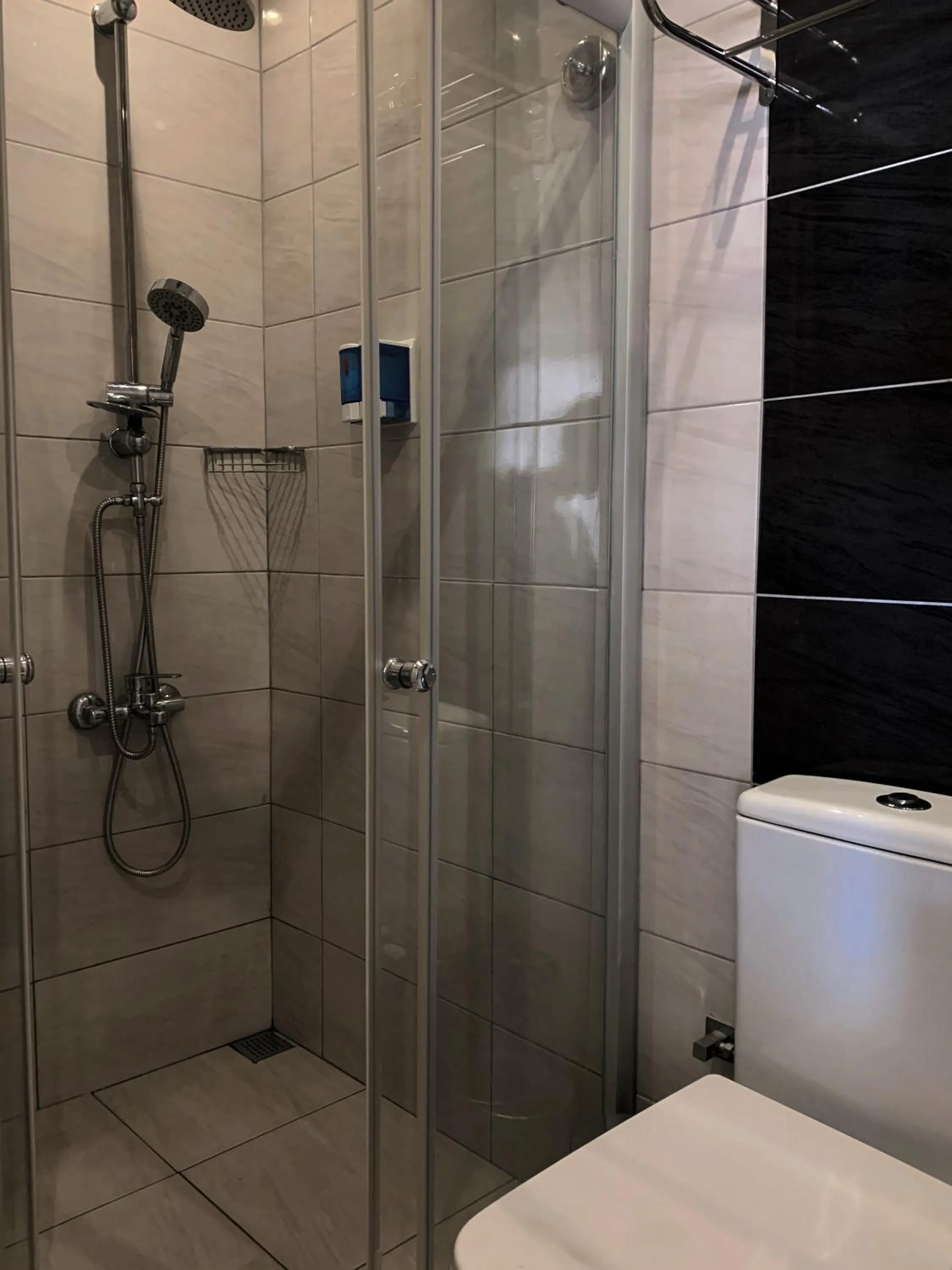 Shower in Akkan Beach Hotel