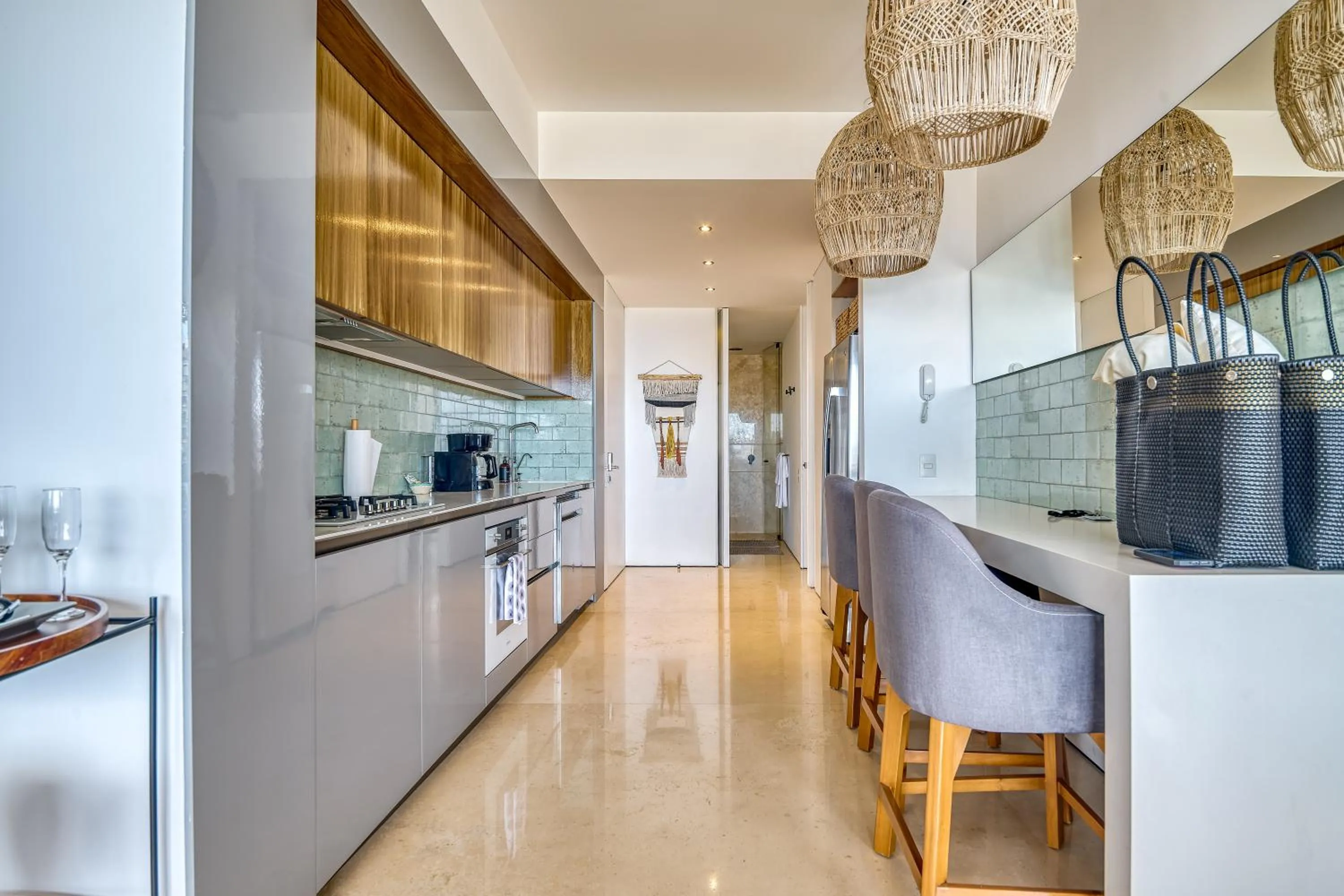 Kitchen or kitchenette in Maxwell Collection Romantic Zone