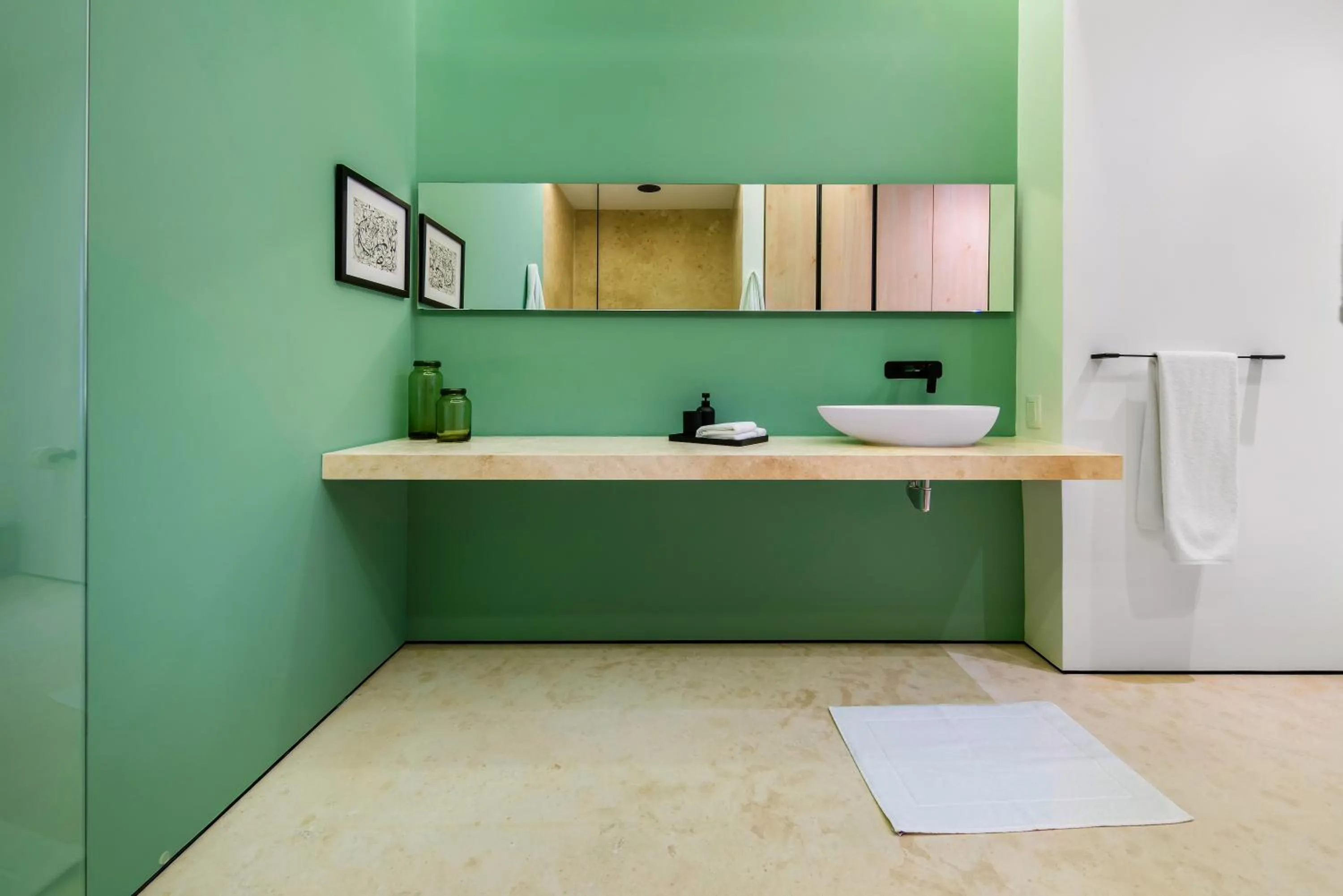 Bathroom in Maxwell Collection Romantic Zone