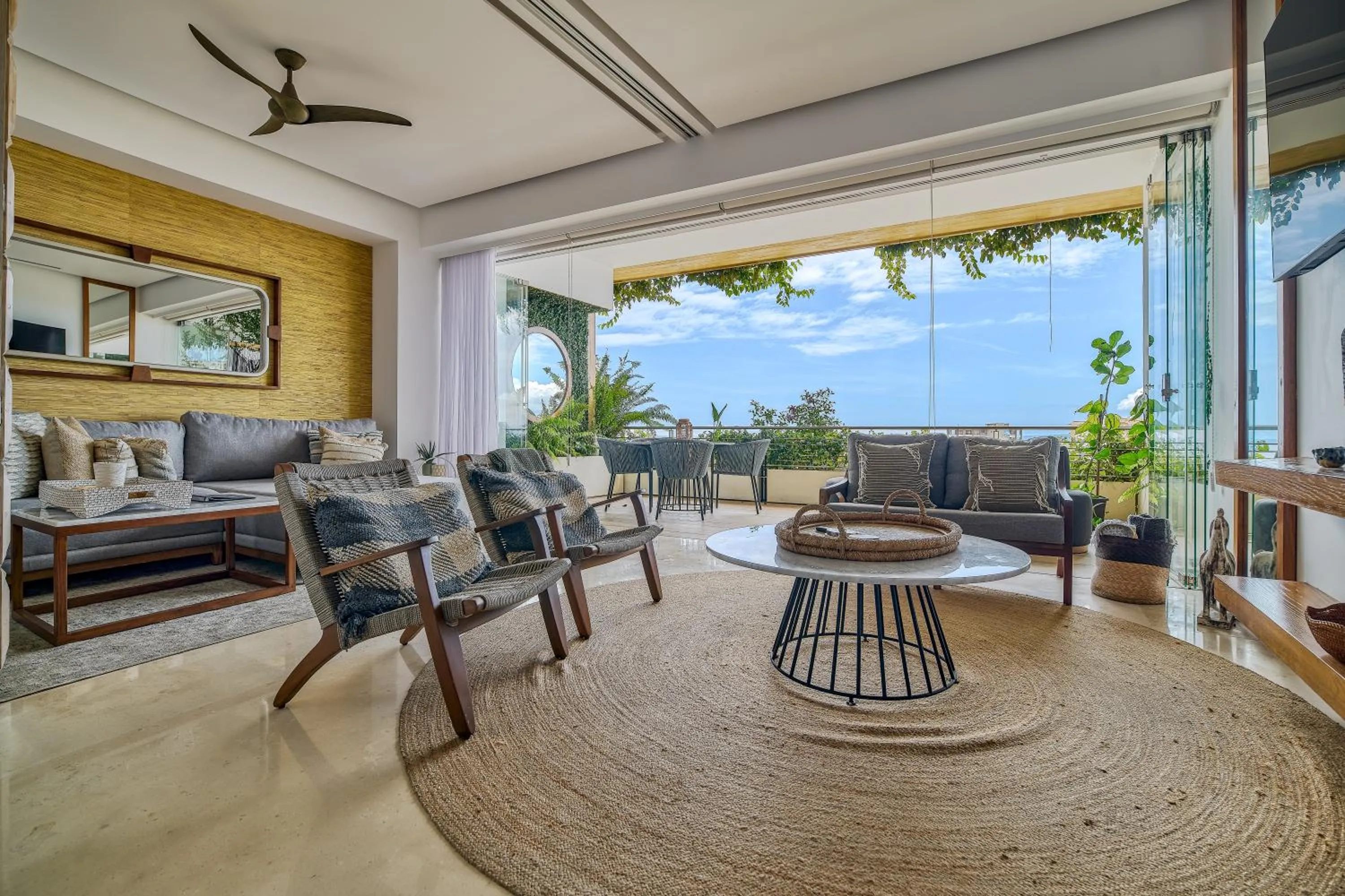 Living room in Maxwell Collection Romantic Zone