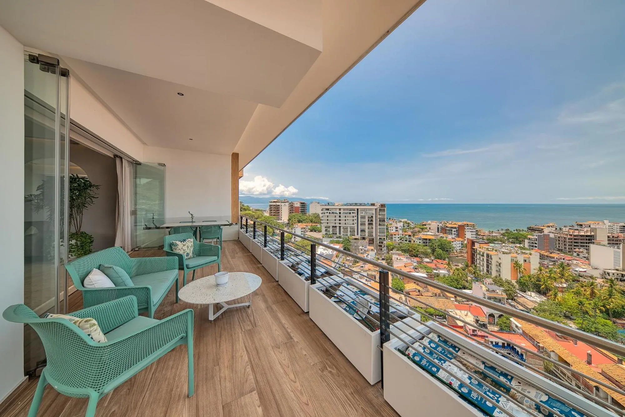 Balcony/Terrace in Maxwell Collection Romantic Zone