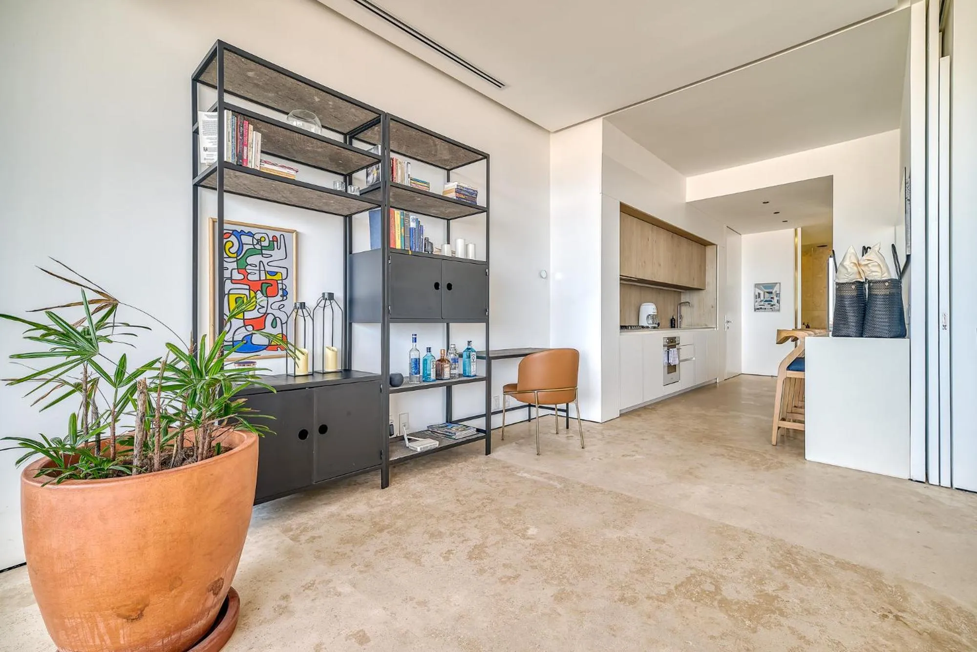 Kitchen or kitchenette in Maxwell Collection Romantic Zone