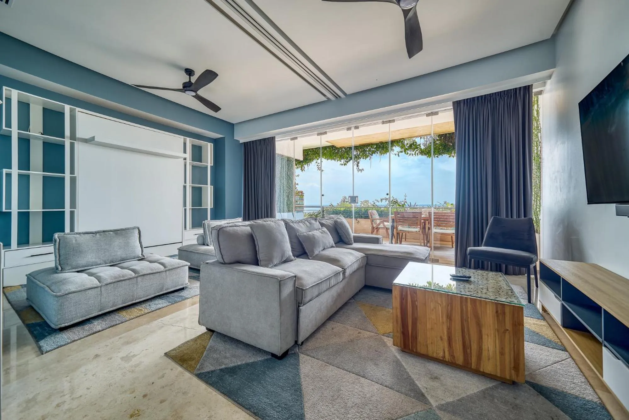 Living room in Maxwell Collection Romantic Zone