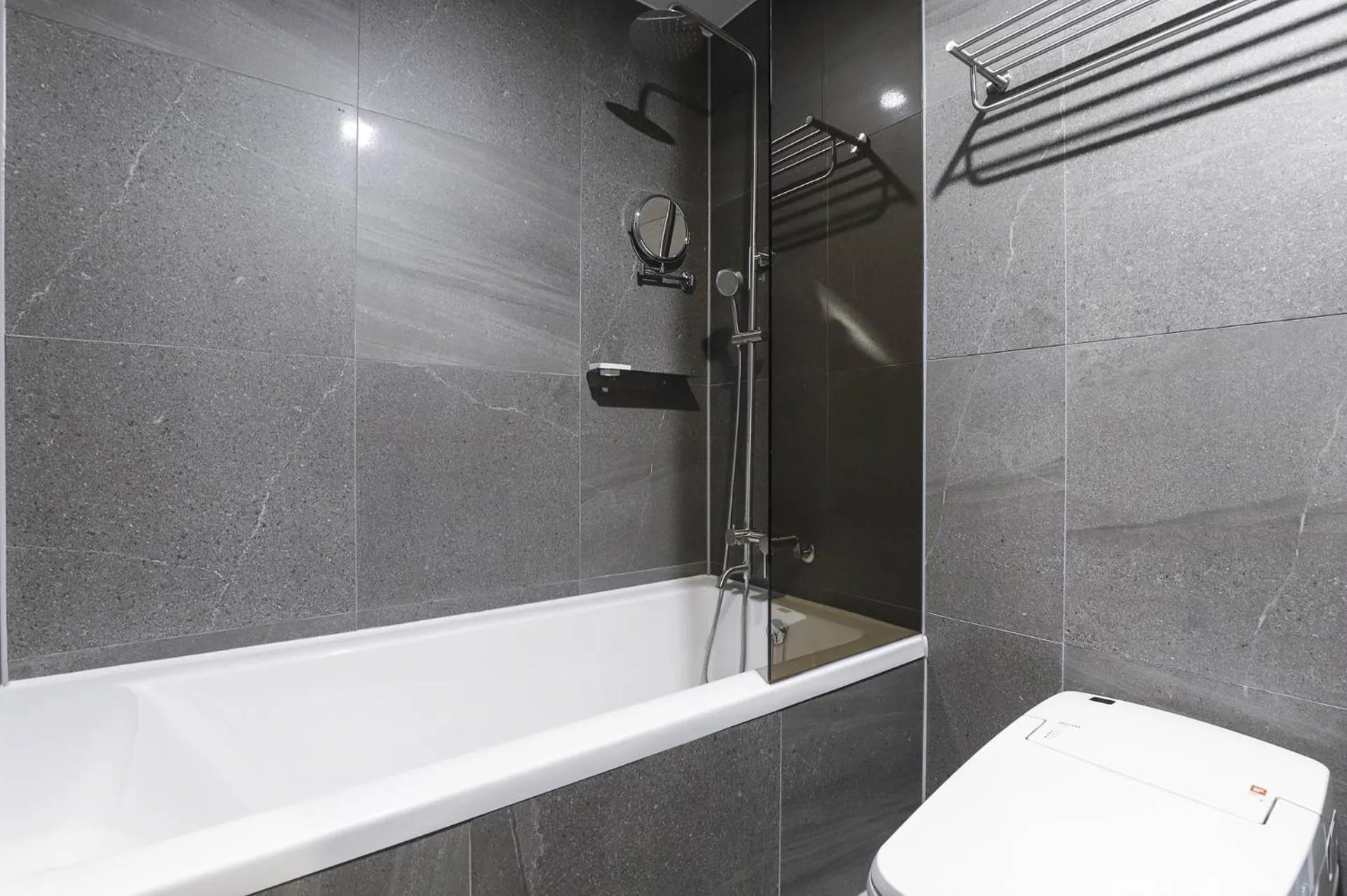 Shower in Wonju Brown Dot Hotel Corporate city