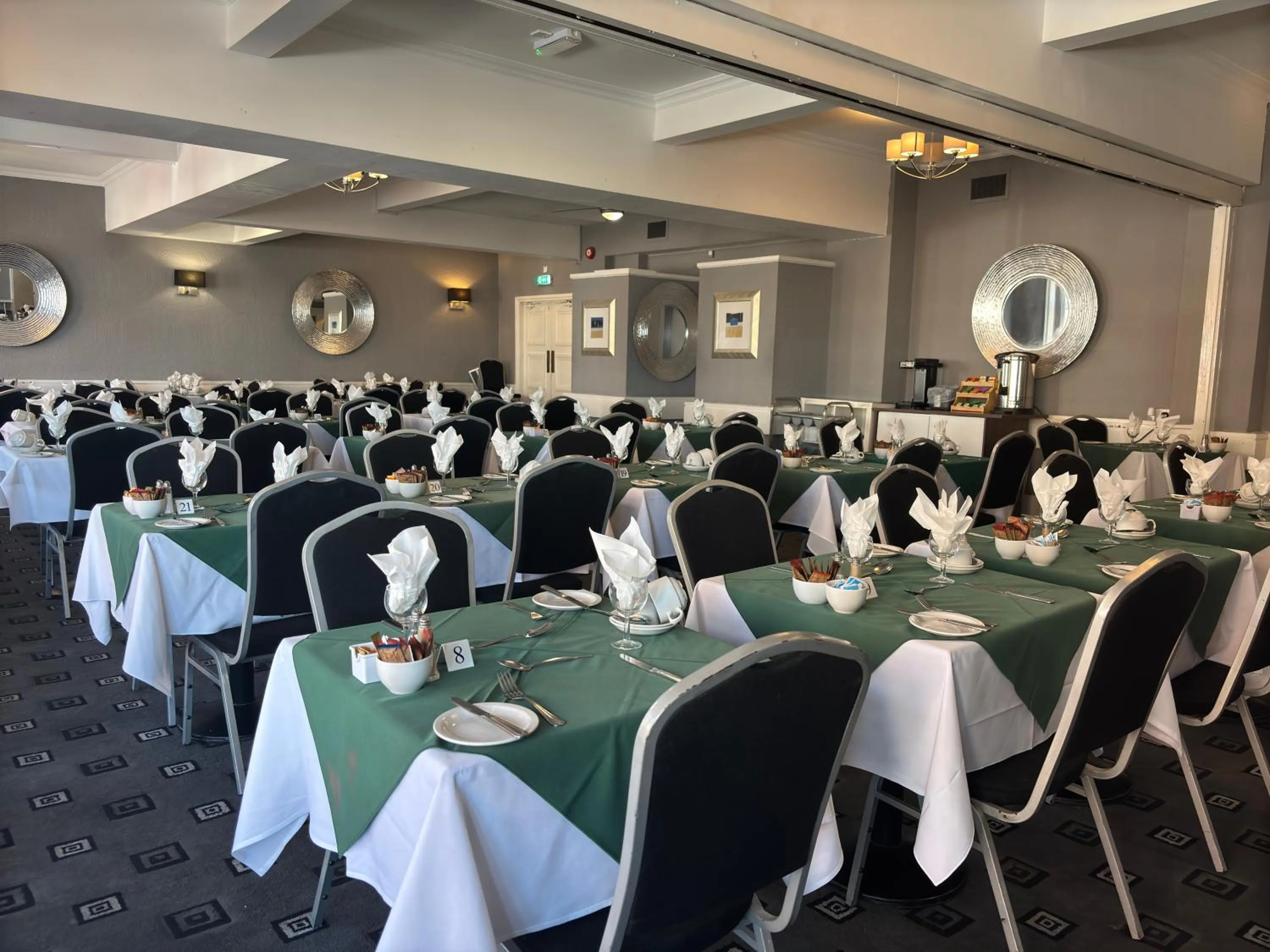 Restaurant/places to eat in The Royal Boston Hotel by Compass Hospitality