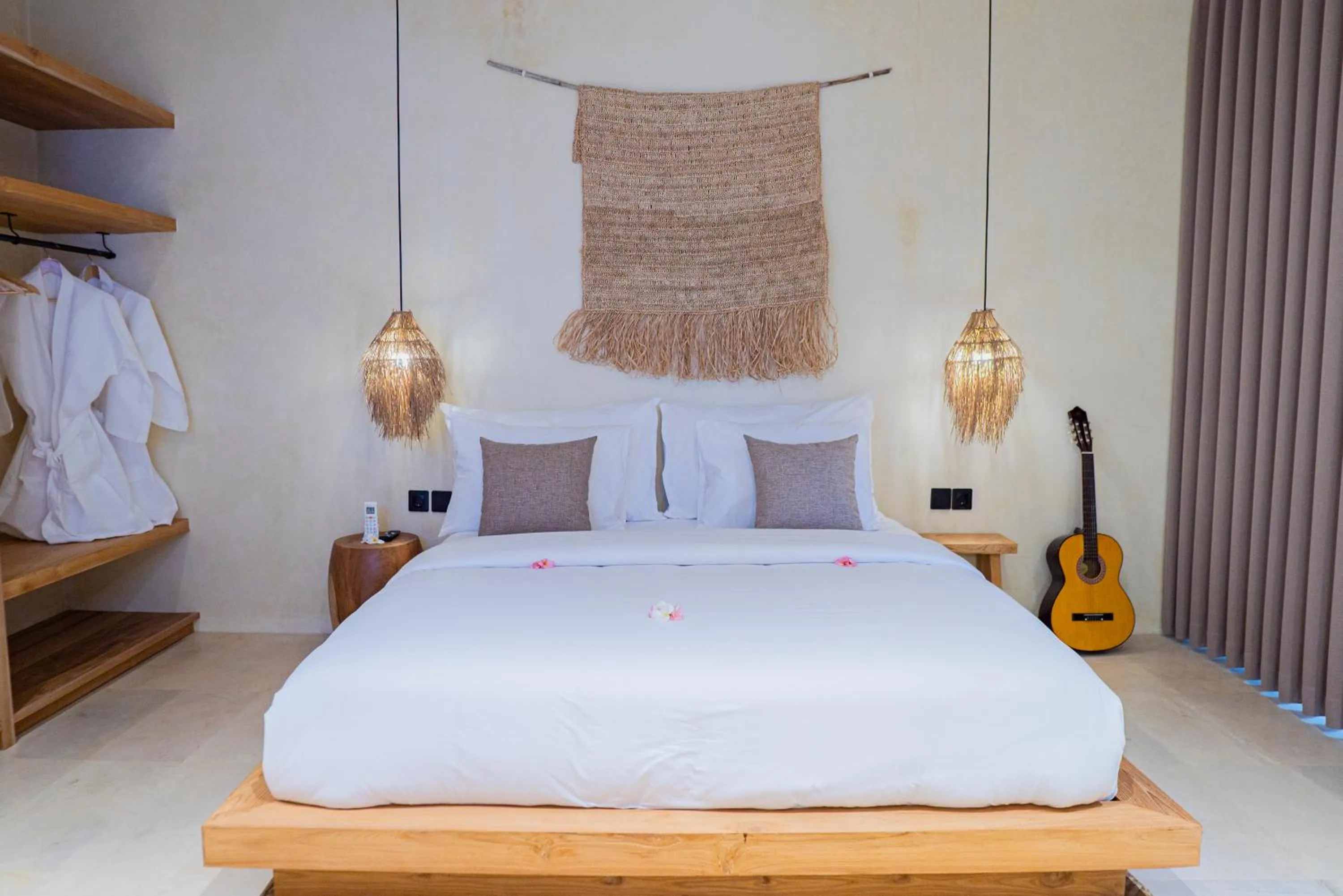 Bed in Olea Villas Resort