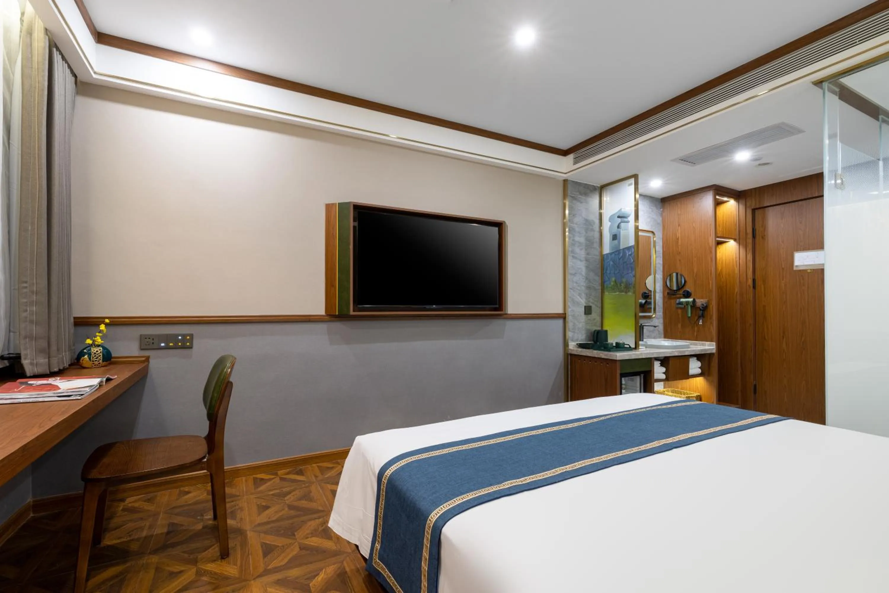 Photo of the whole room, Bed in Nostalgia S Hotel Beijing National Convention Center