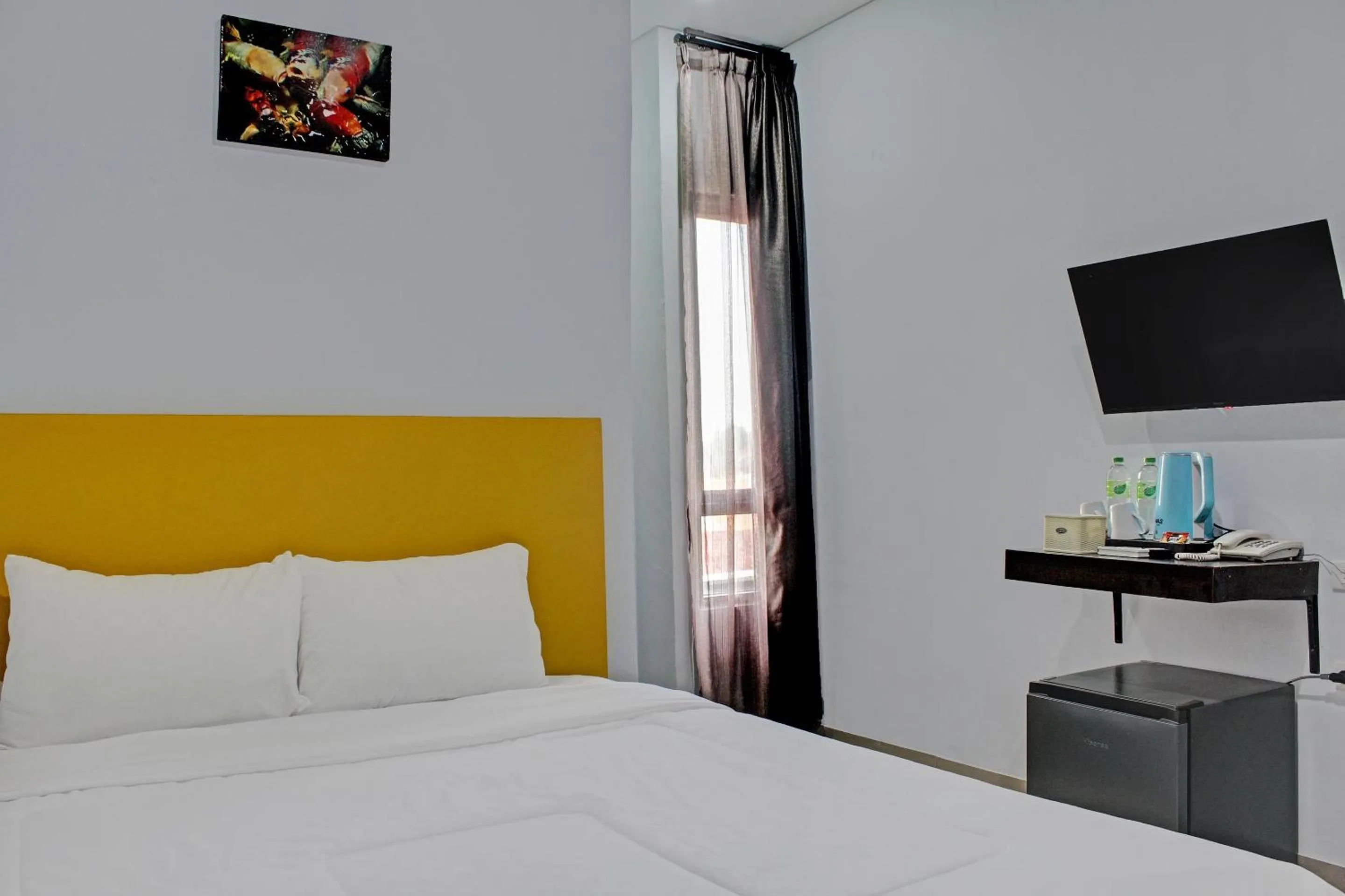 Bedroom in Capital O 92583 Raja Soeta Hostel Syariah