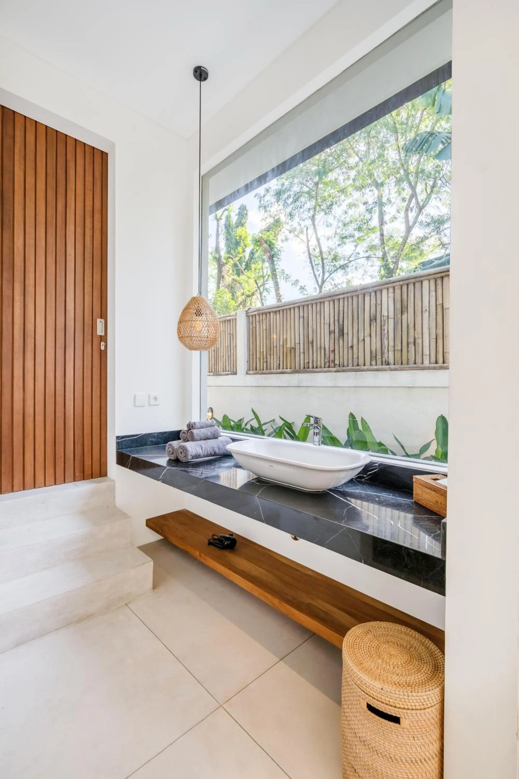 Toilet in Beefy Dragon Villa by Betterplace