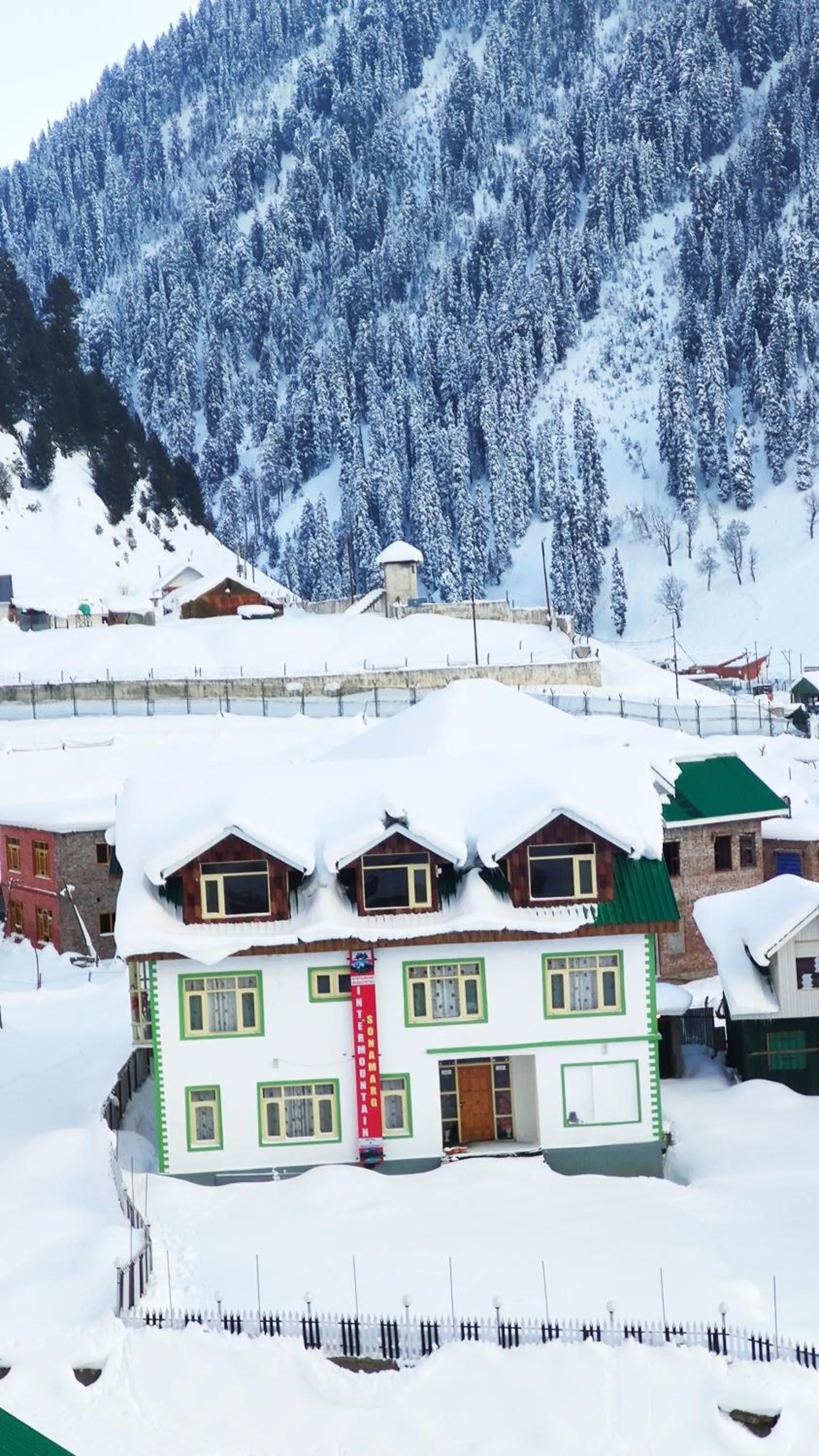 Hotel Intermountain Sonamarg