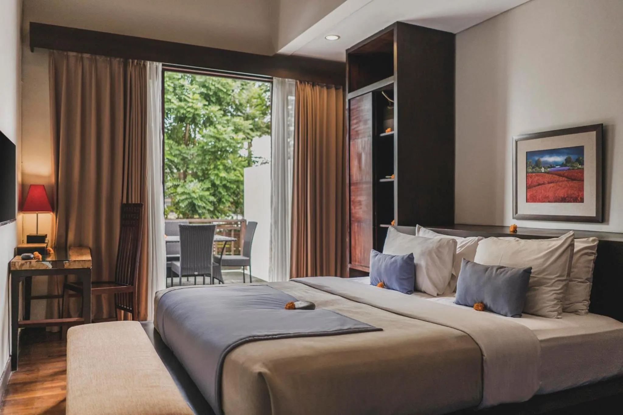 Bed in Canggu Circle Villa by Ini Vie Hospitality