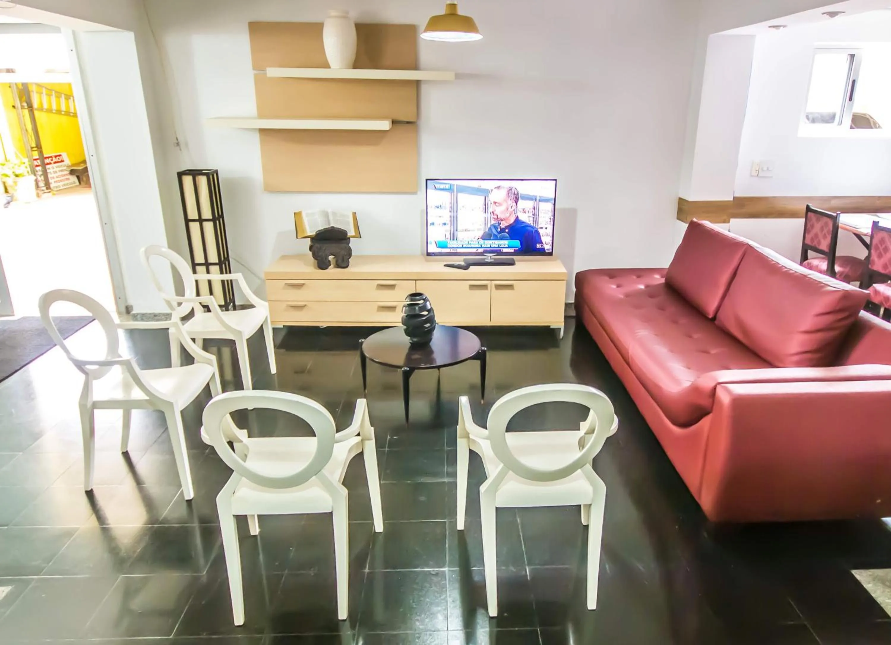 TV and multimedia in Estrela do Sul Hotel