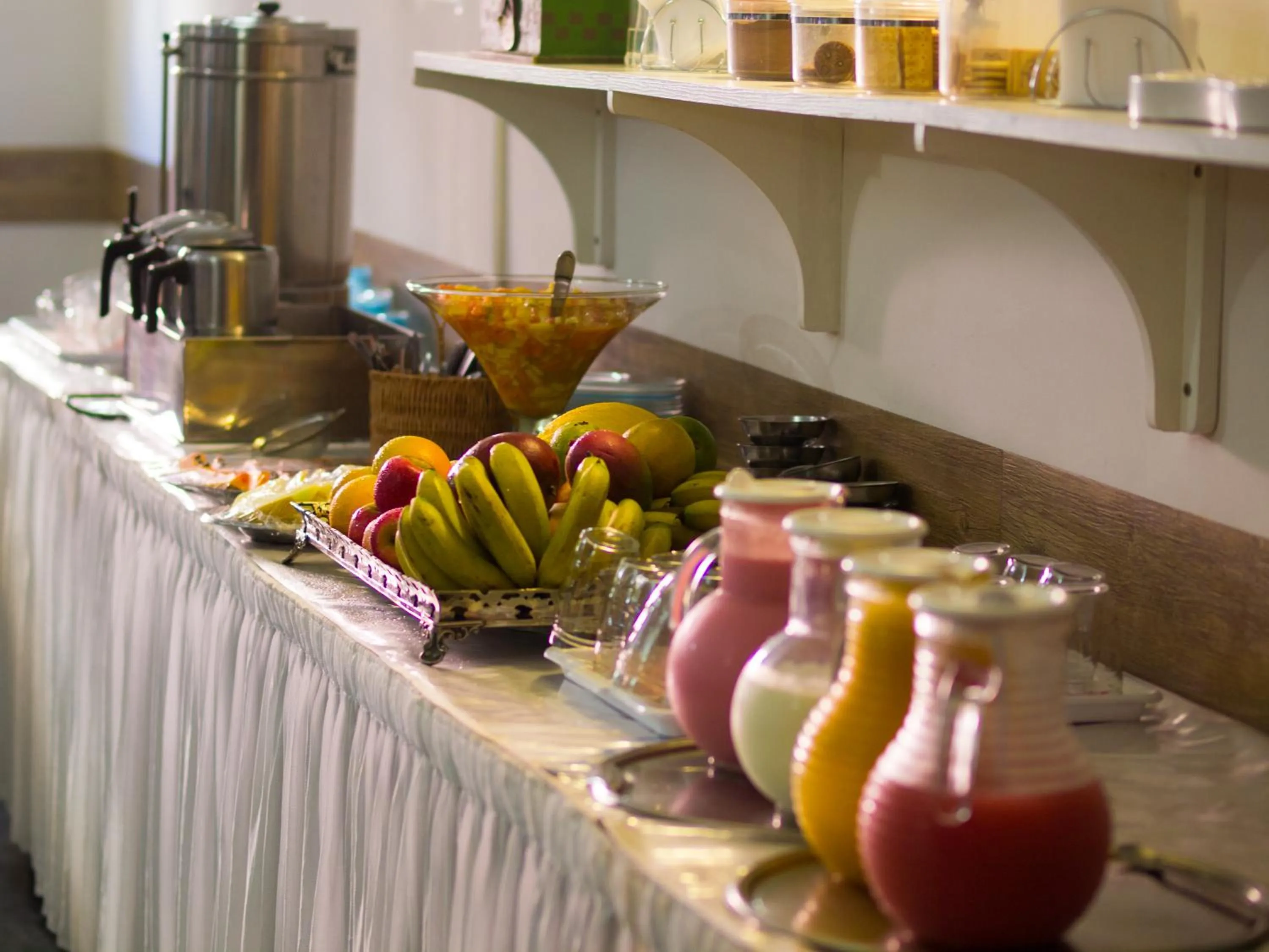 Buffet breakfast in Estrela do Sul Hotel