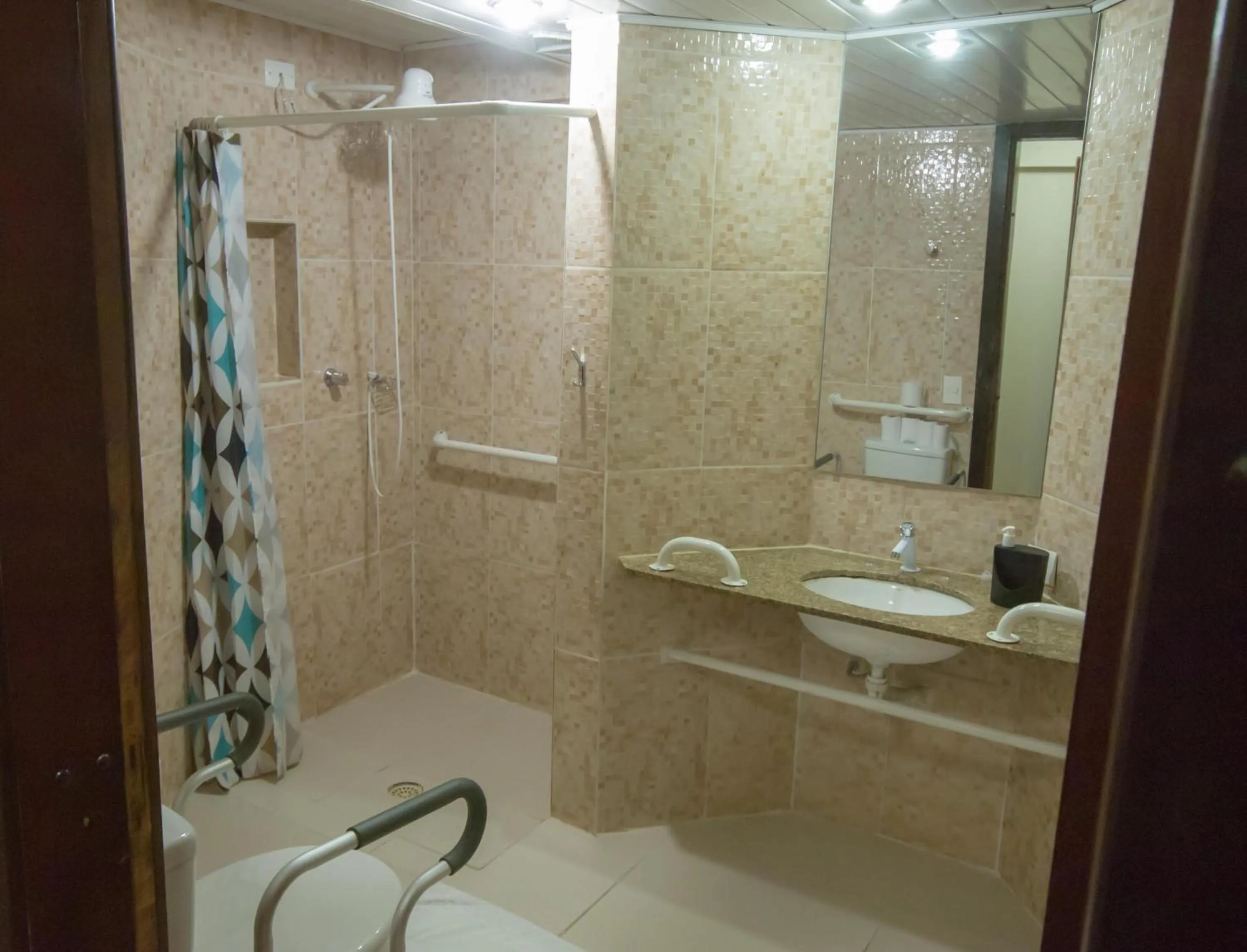 Bathroom in Estrela do Sul Hotel