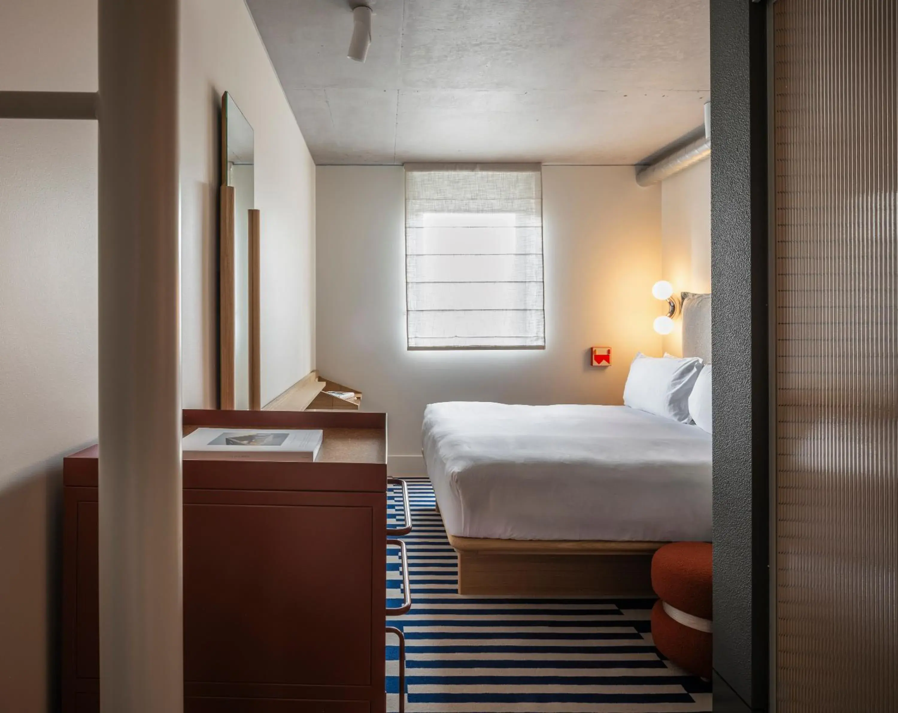 Standard King in The StandardX, Melbourne Standard King in The StandardX, Melbourne