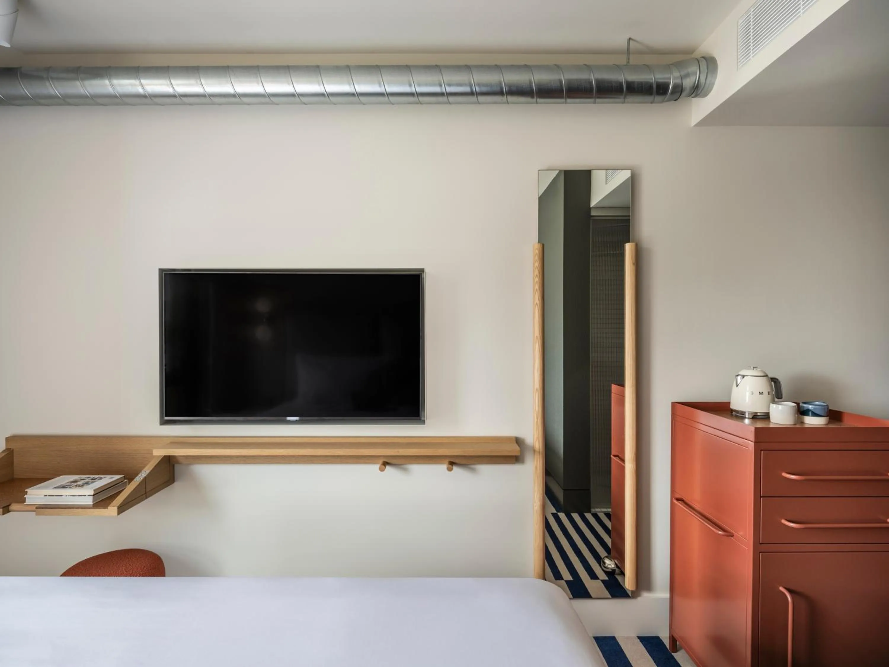 TV and multimedia, Bed in The StandardX, Melbourne