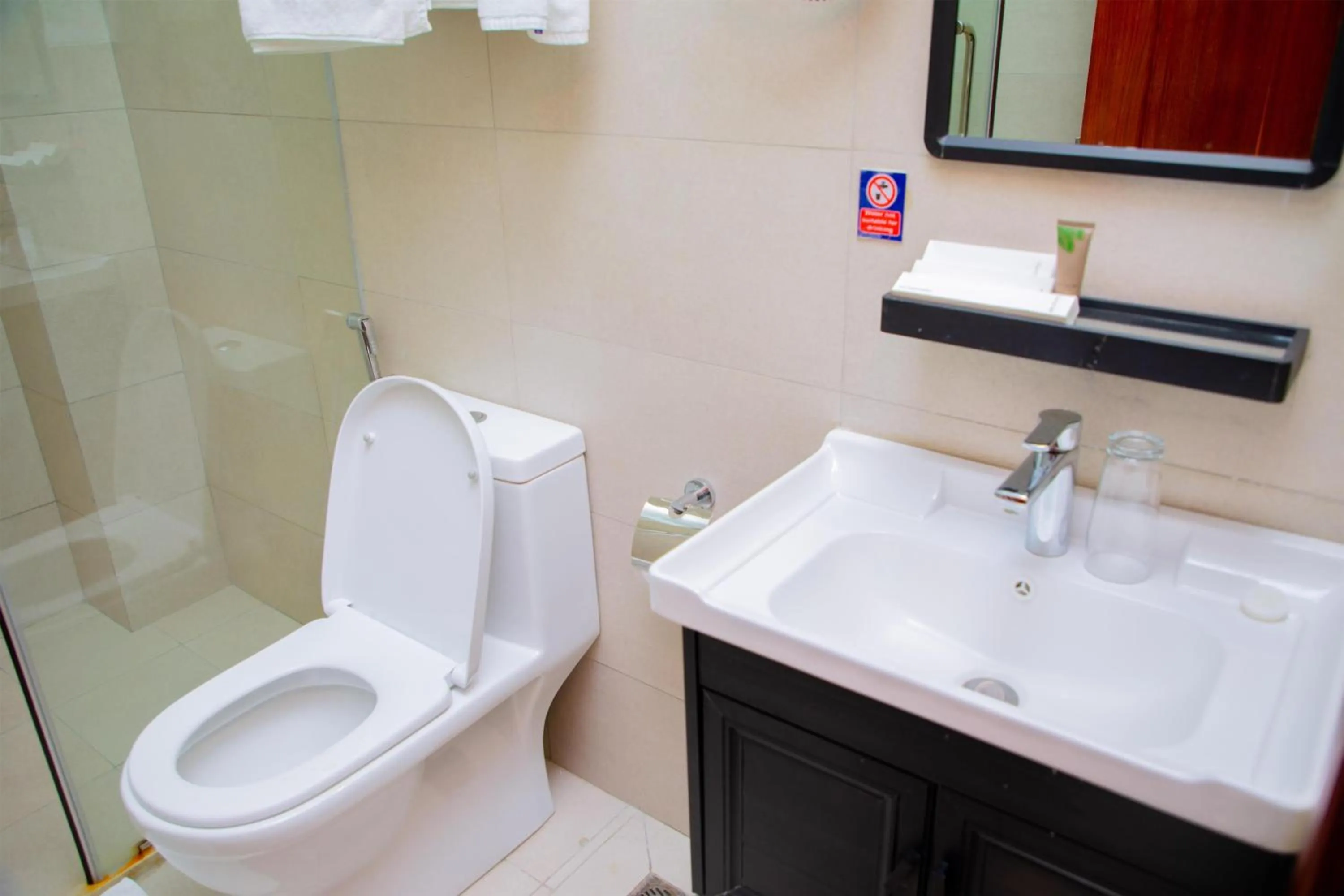 Bedroom in Best Western Dodoma City Hotel