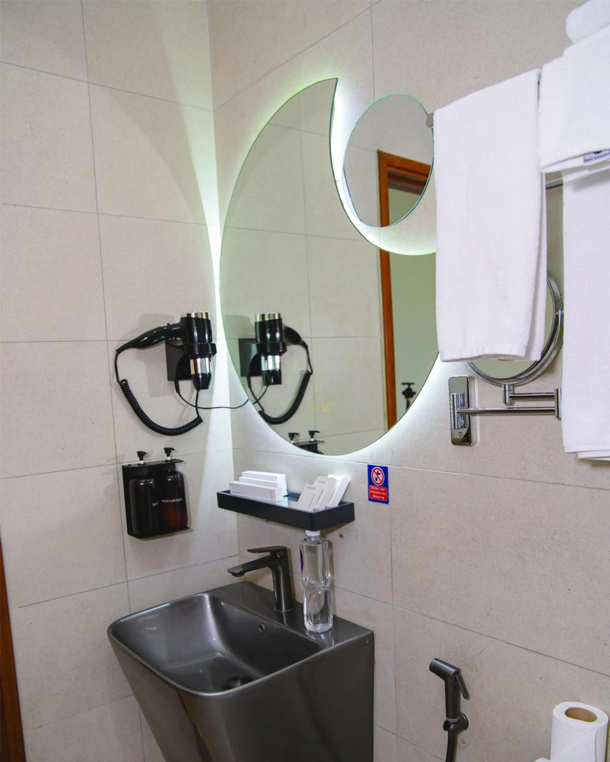 Bedroom in Best Western Dodoma City Hotel