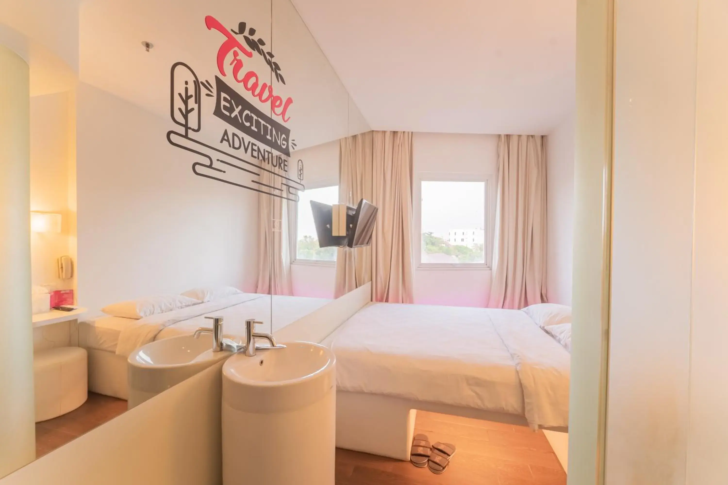 Square Double Bed in J Icon Hip Hotel Square Double Bed in J Icon Hip Hotel